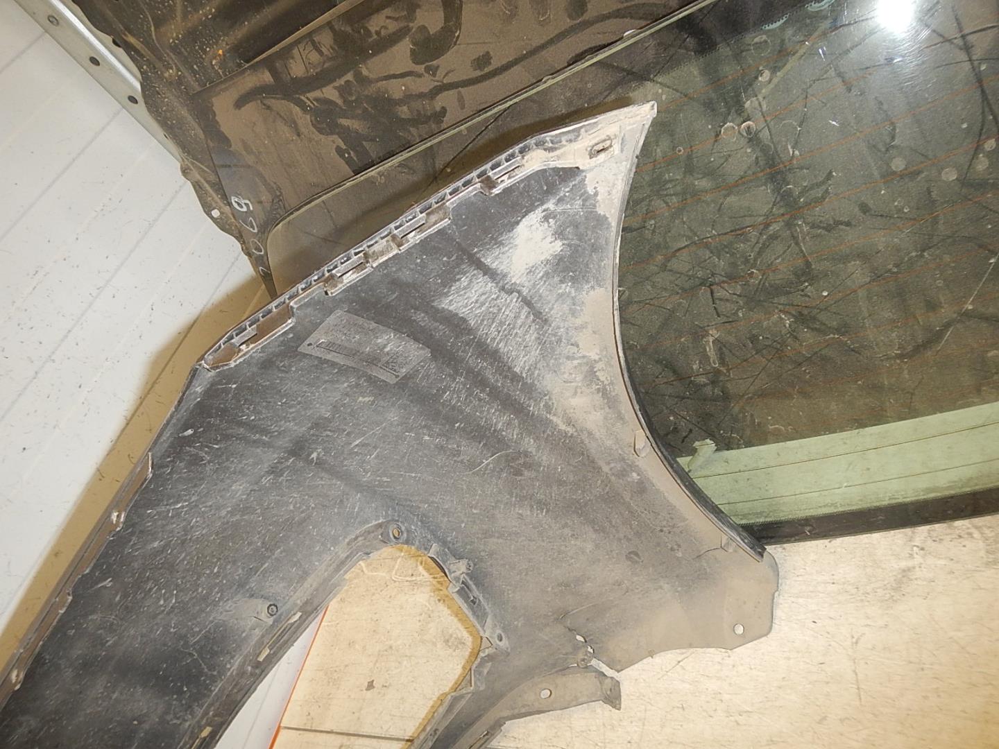 Бампер передний