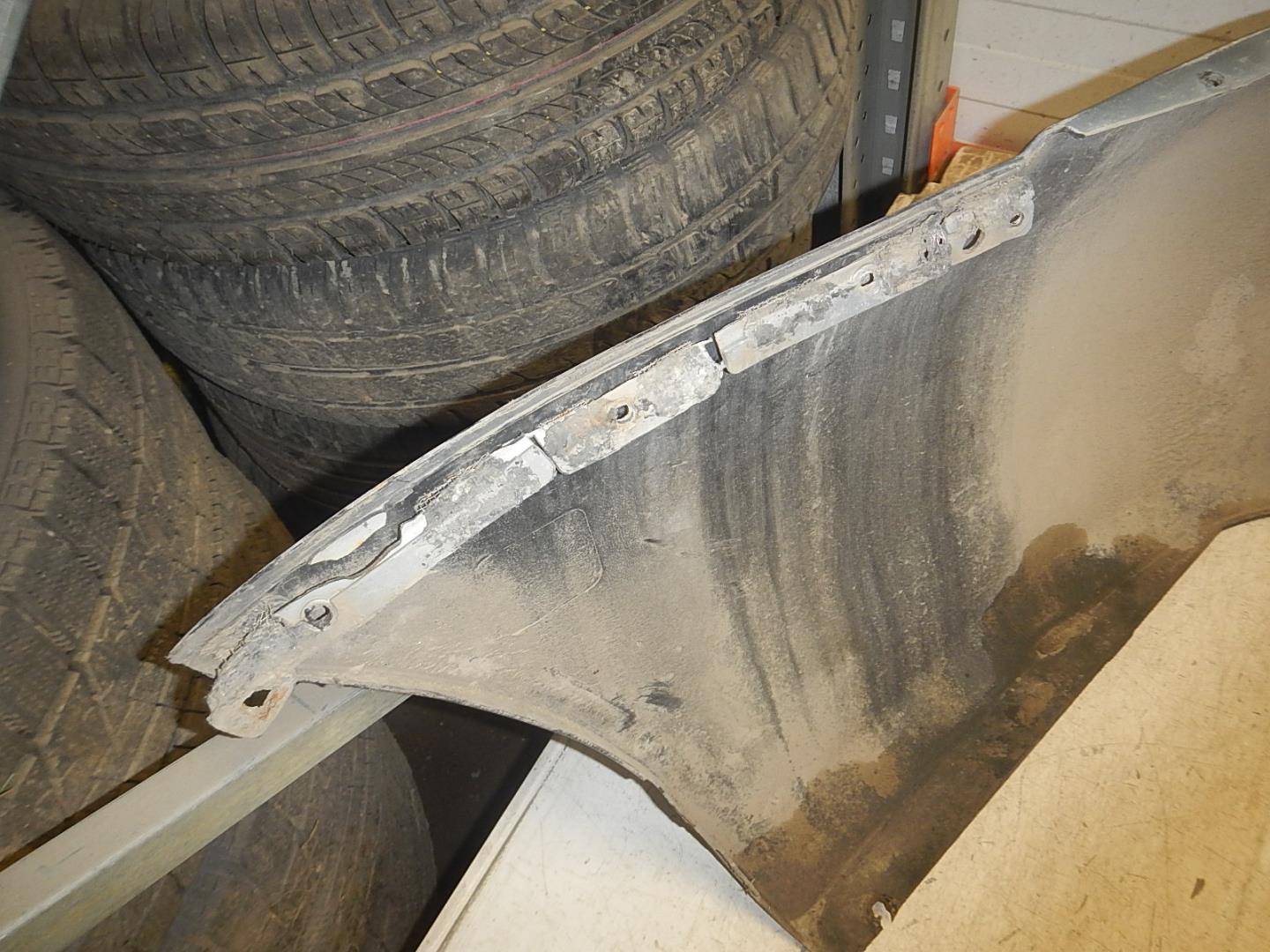 Бампер задний