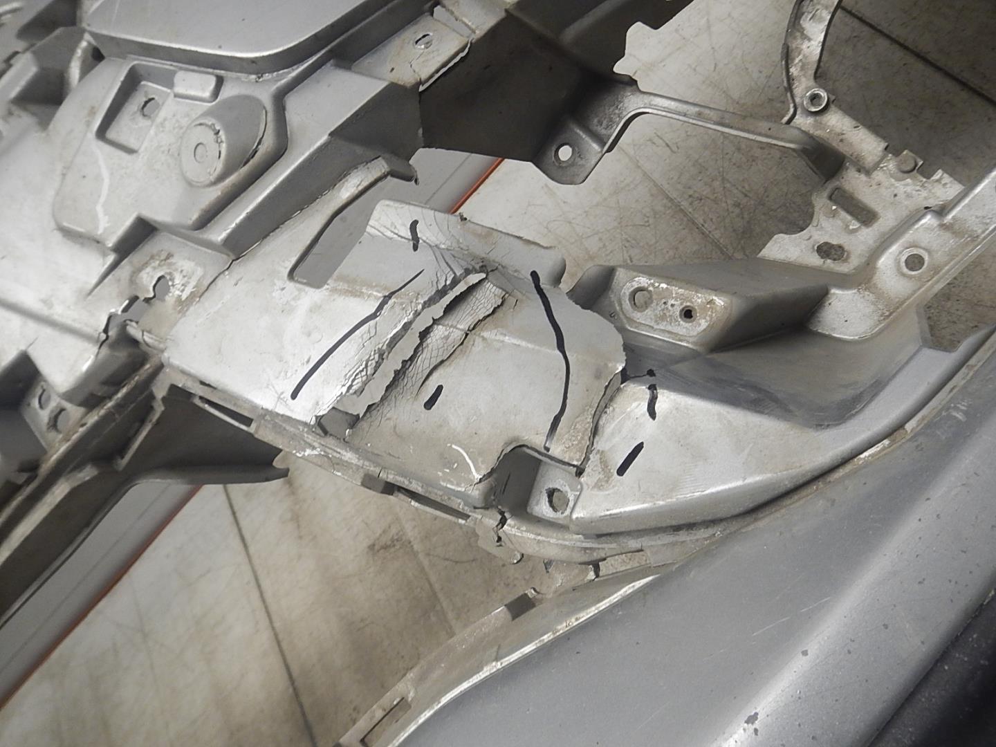 Бампер передний