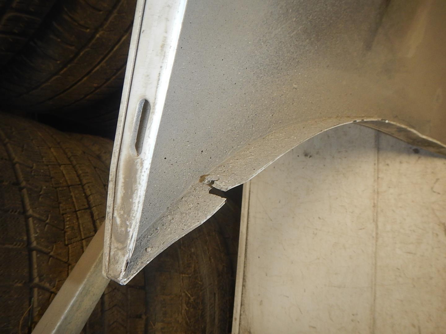 Бампер задний