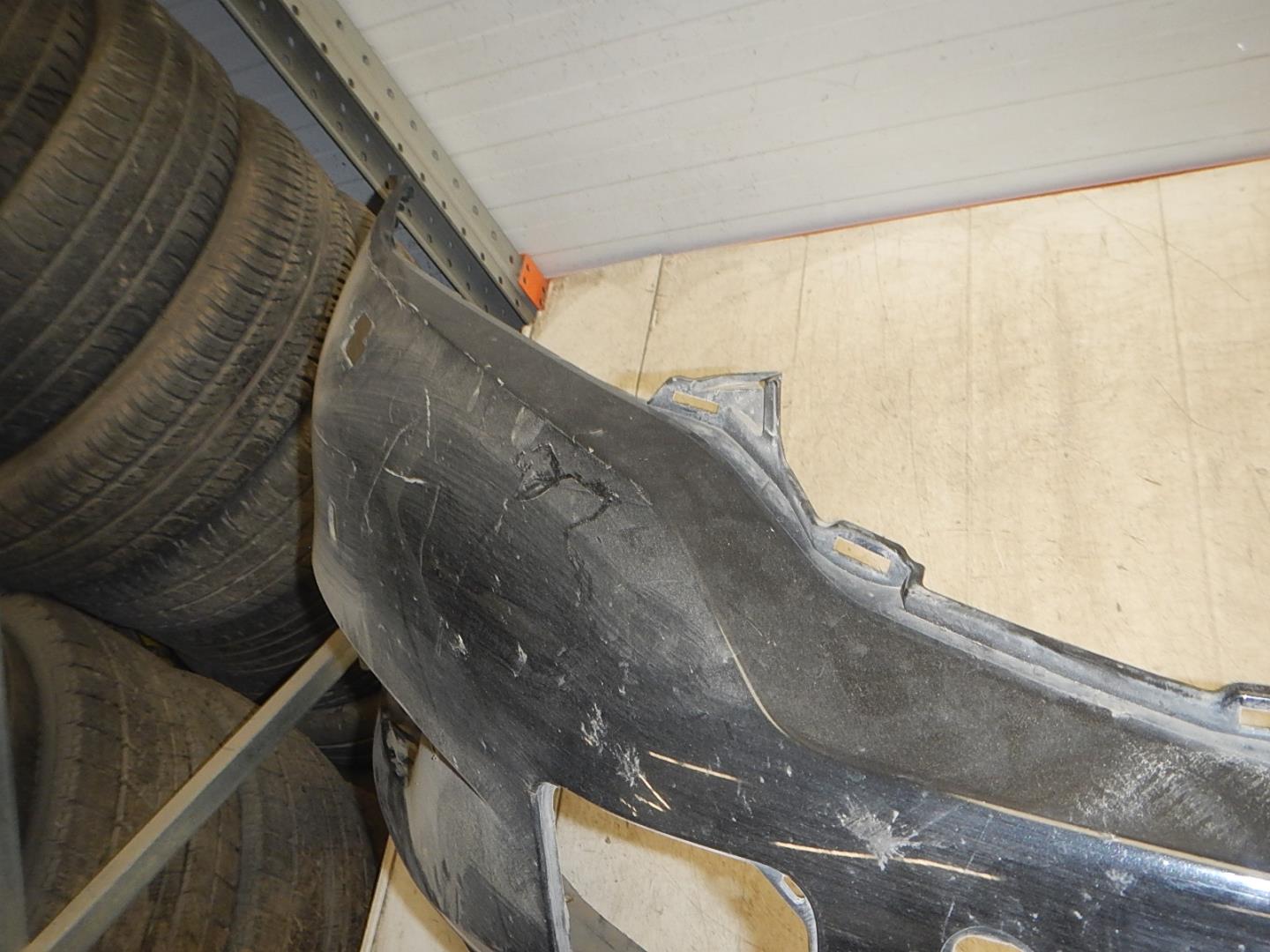 Бампер передний