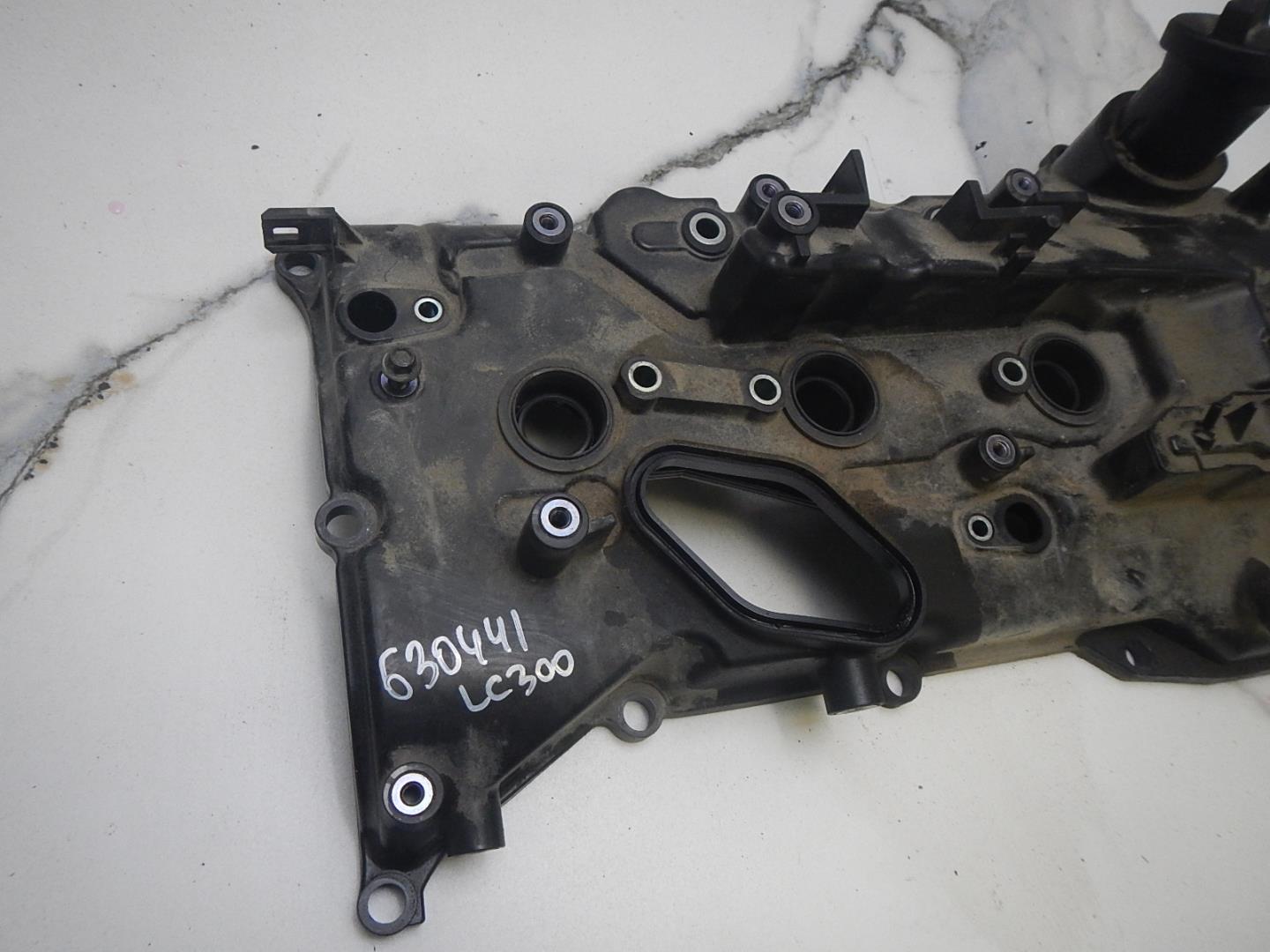 Крышка клапанная ГБЦ