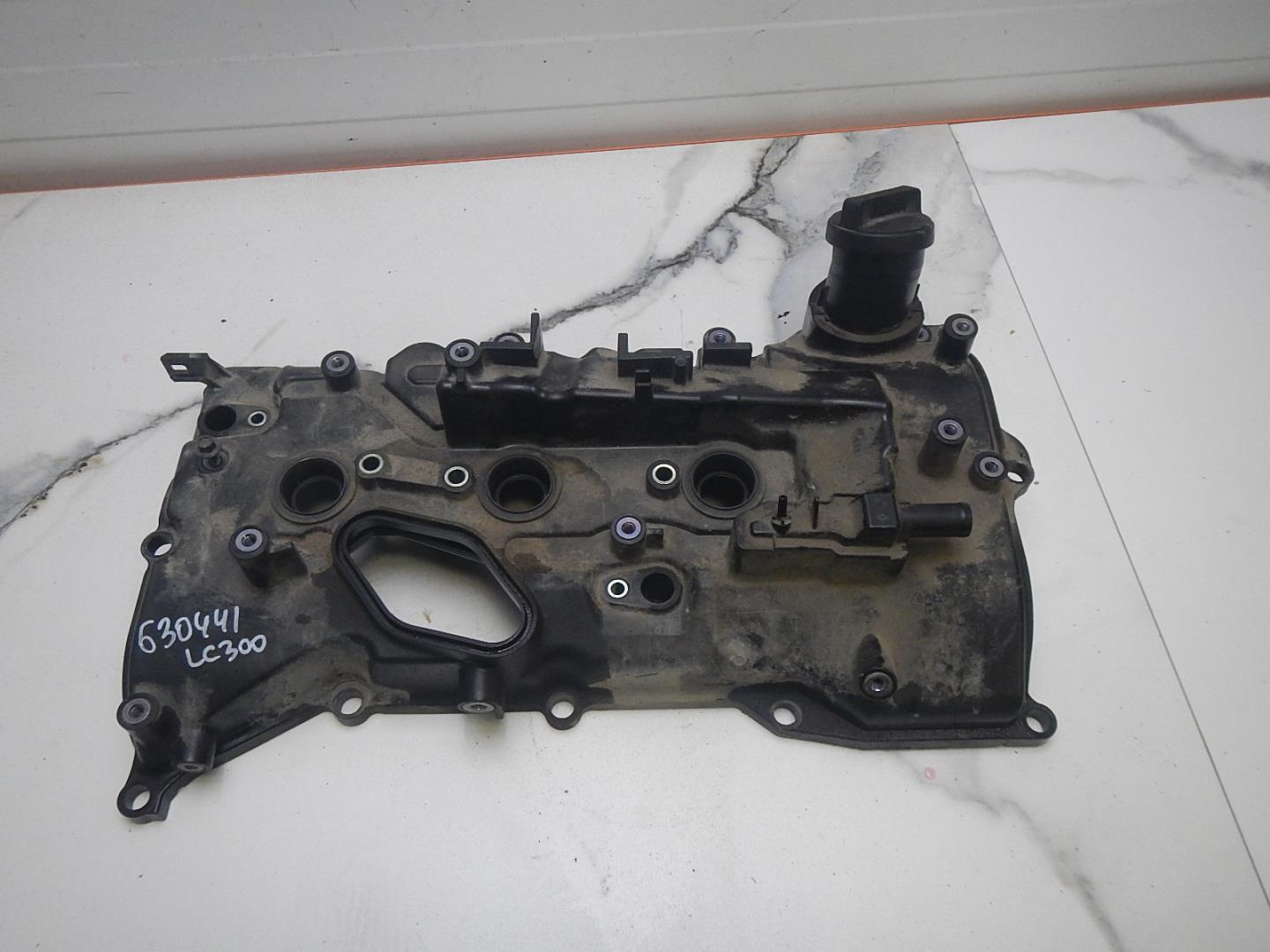 Крышка клапанная ГБЦ