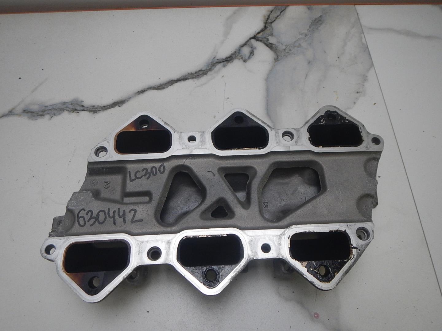 Коллектор впускной