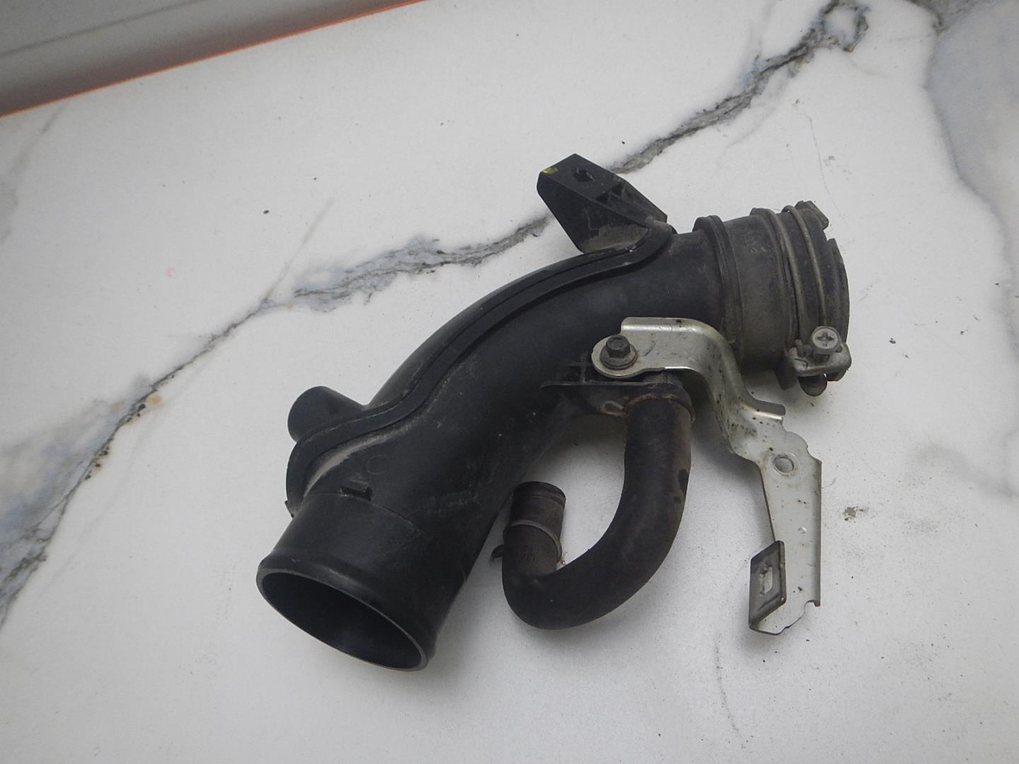 Патрубок интеркулера