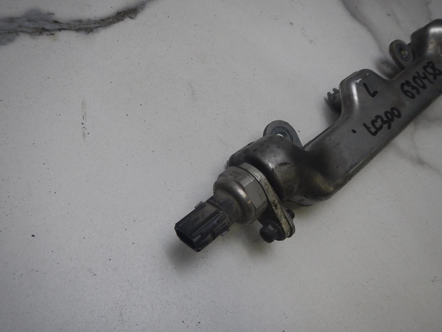 Рейка топливная (рампа)