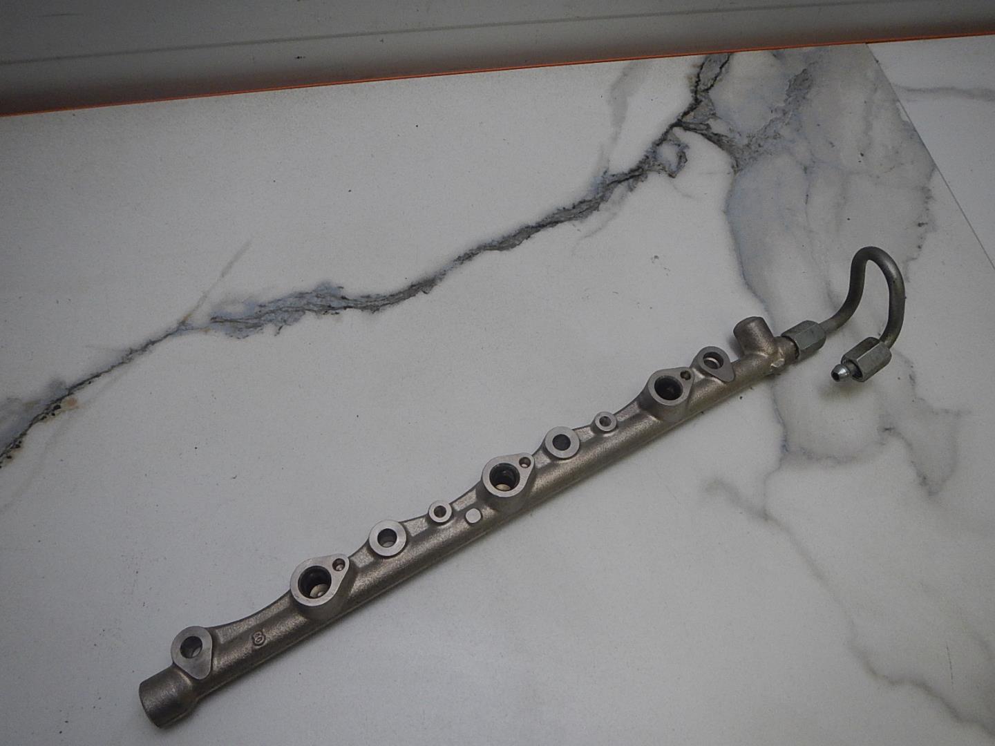 Рейка топливная (рампа)