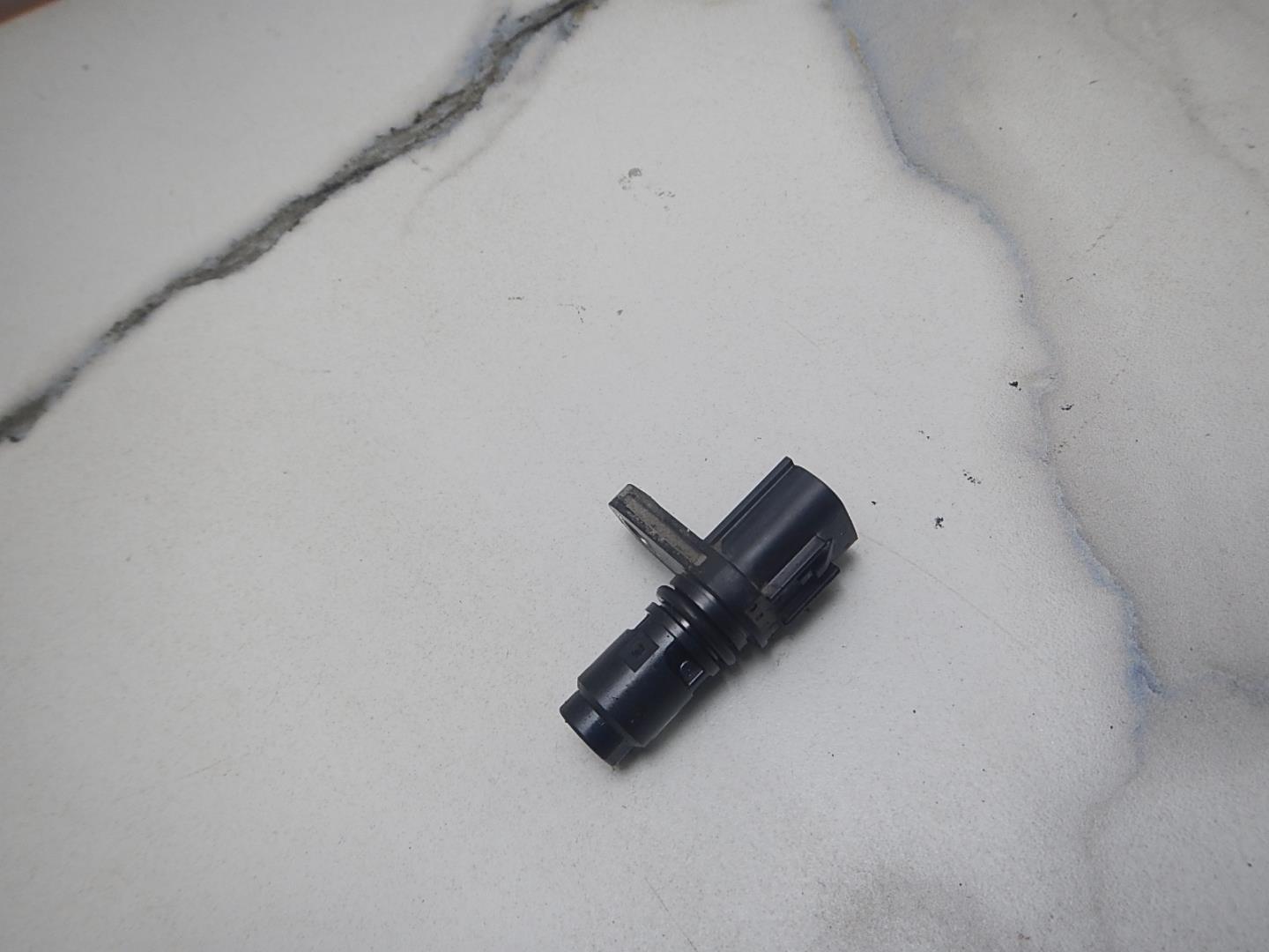 Датчик положения распредвала