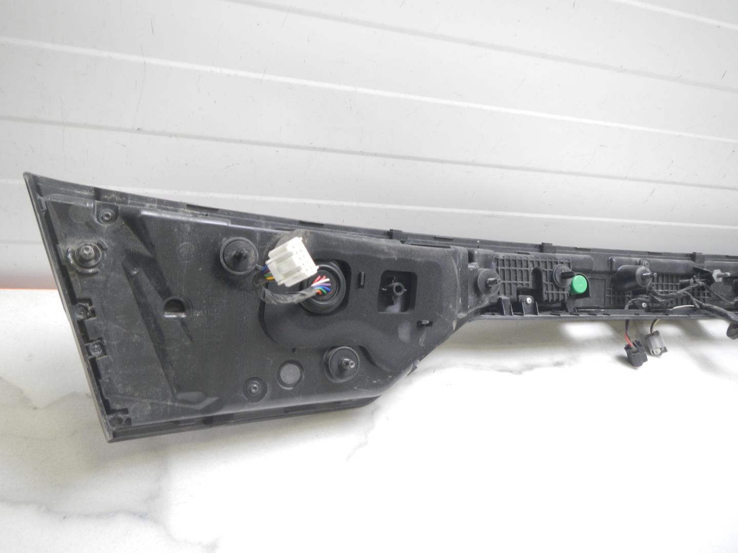 Фонарь задний (стоп сигнал)