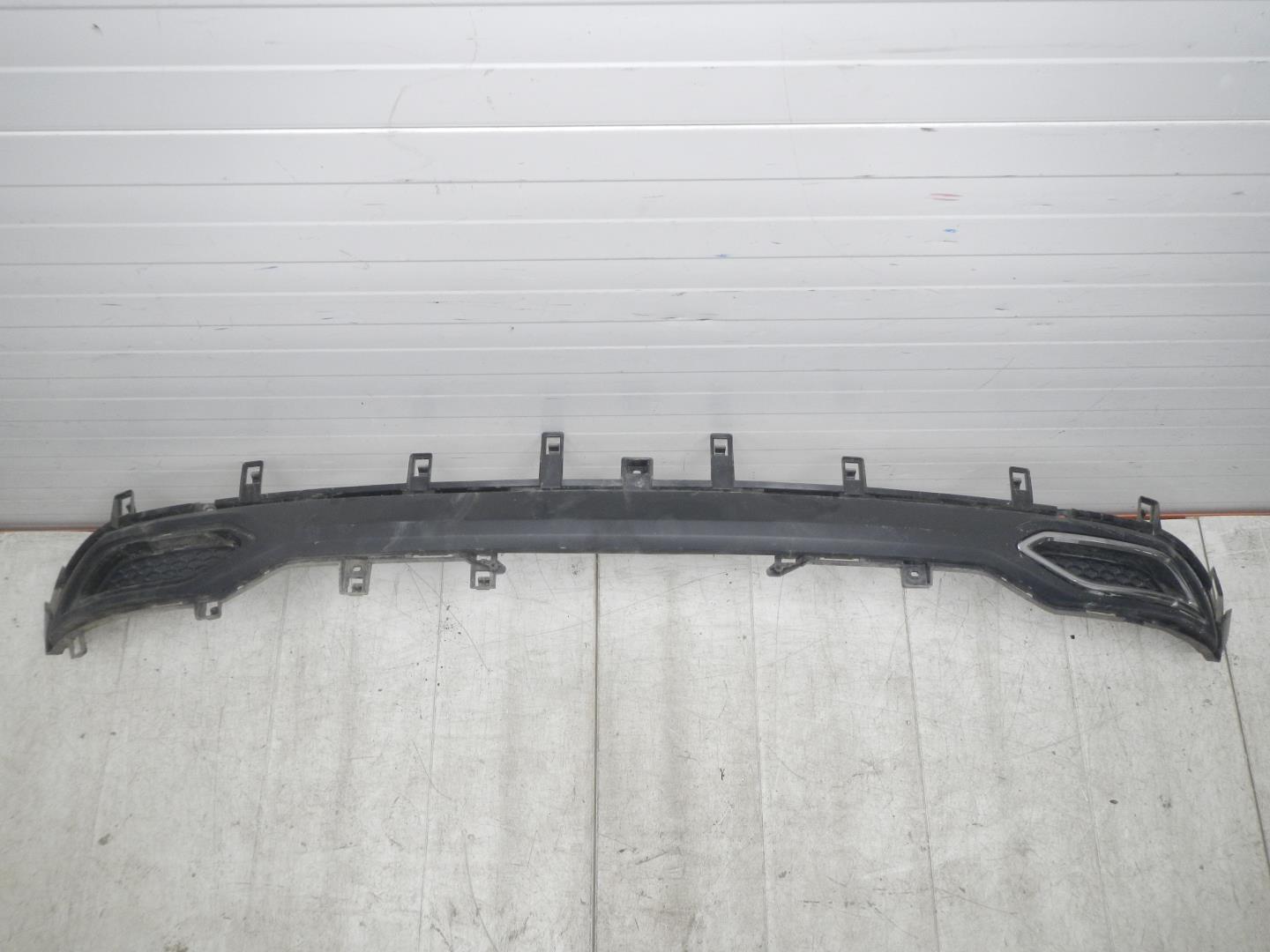 Накладка заднего бампера