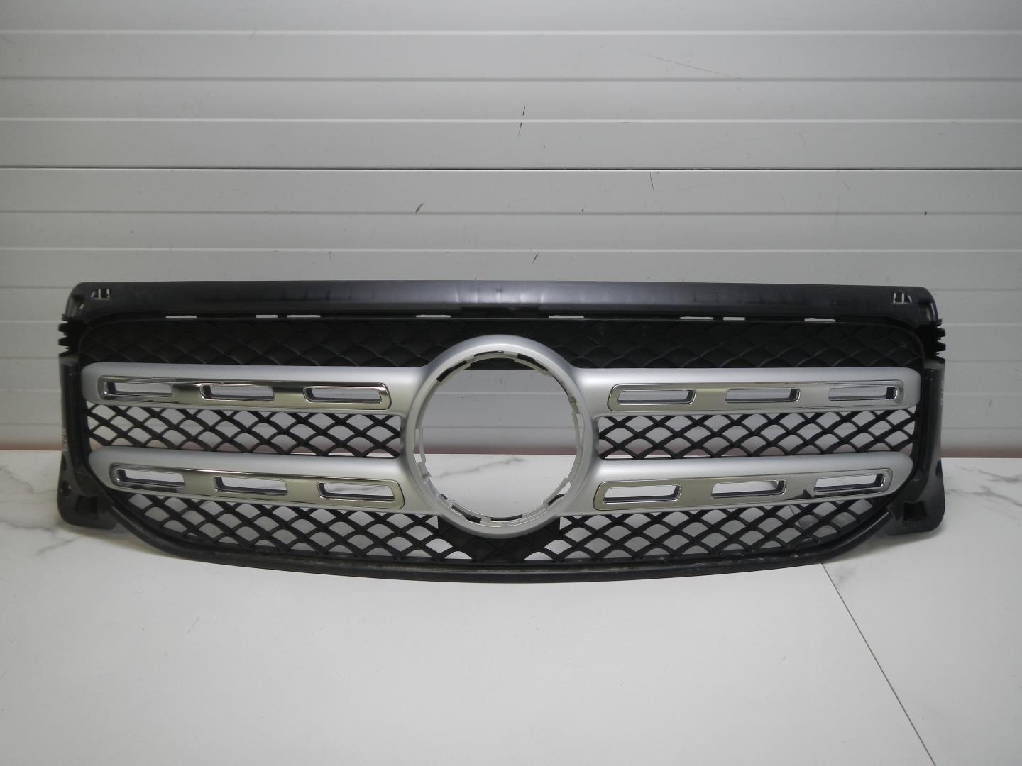 Решетка радиатора