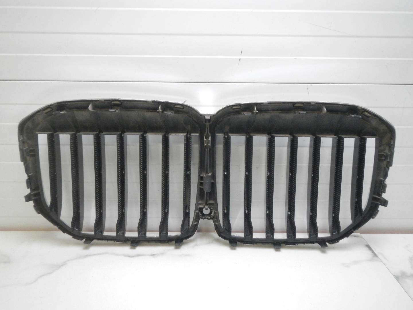 Решетка радиатора