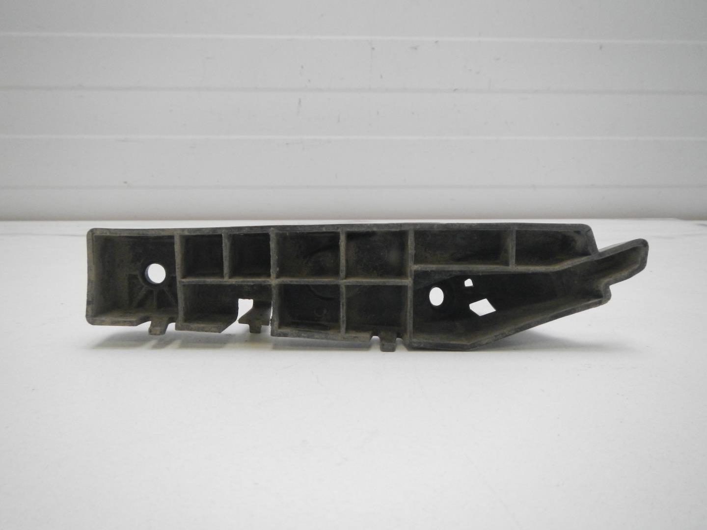 Кронштейн крепления крыла