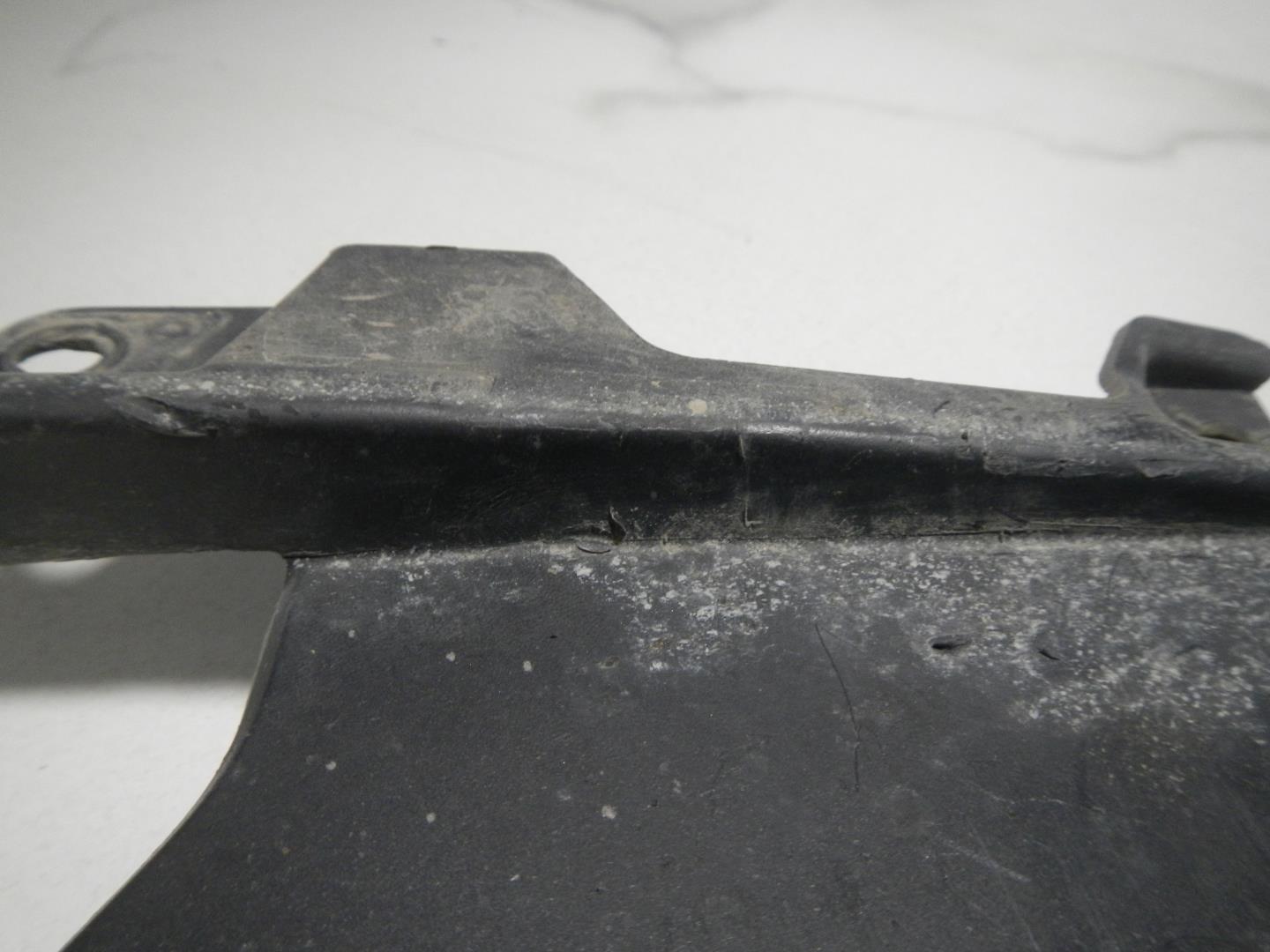 Накладка переднего бампера правая