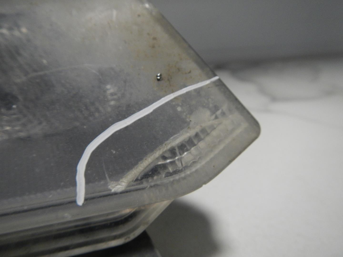 Фара дневного света правая (ходовые огни)