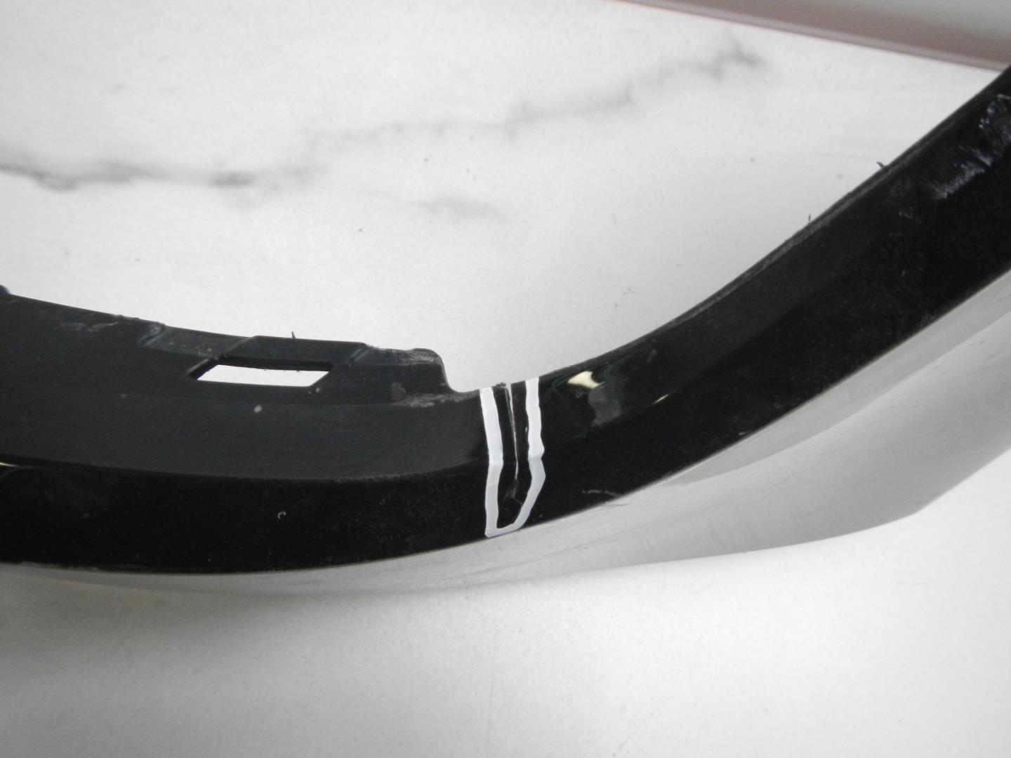 Накладка переднего бампера левая