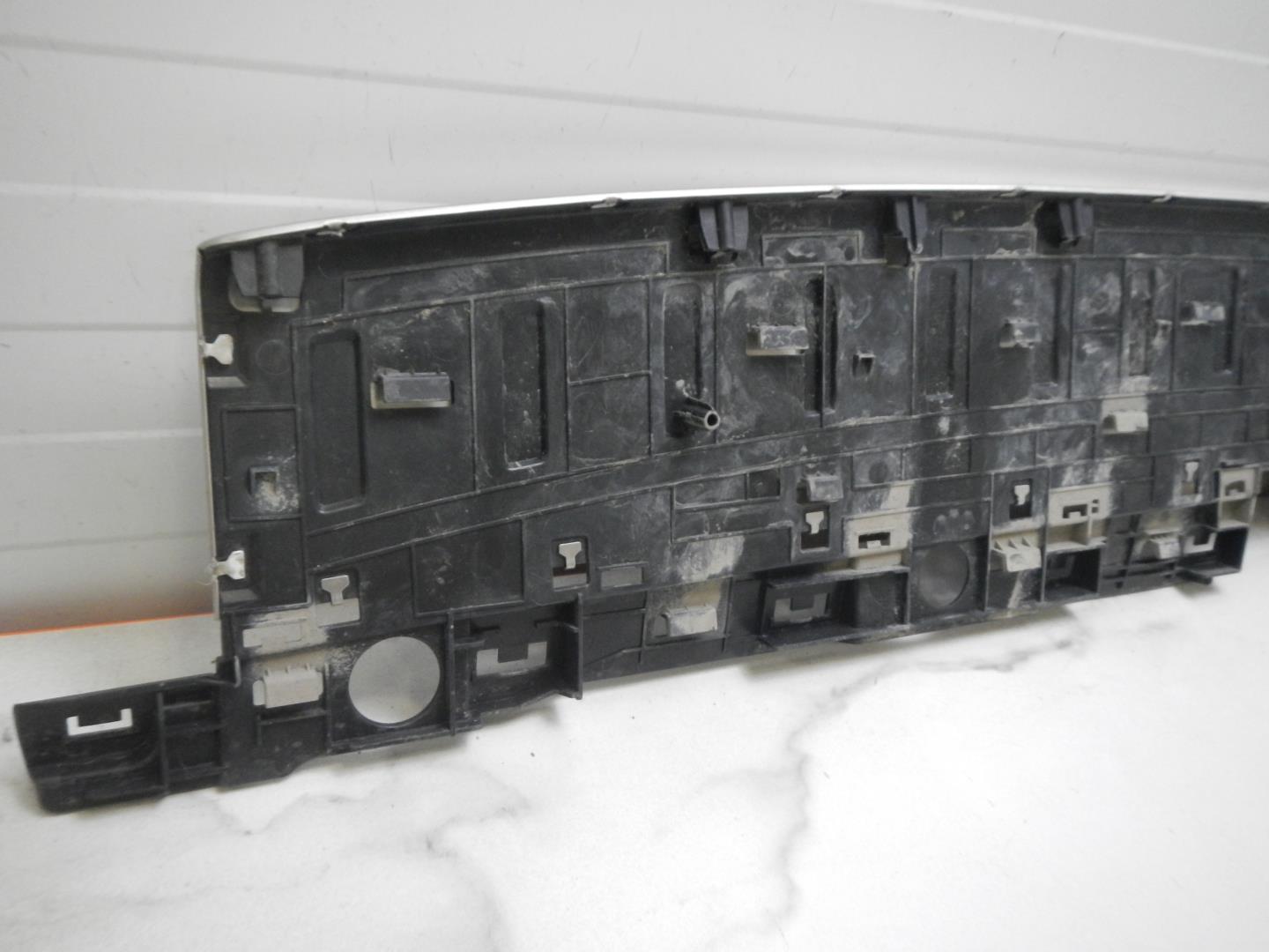 Накладка заднего бампера