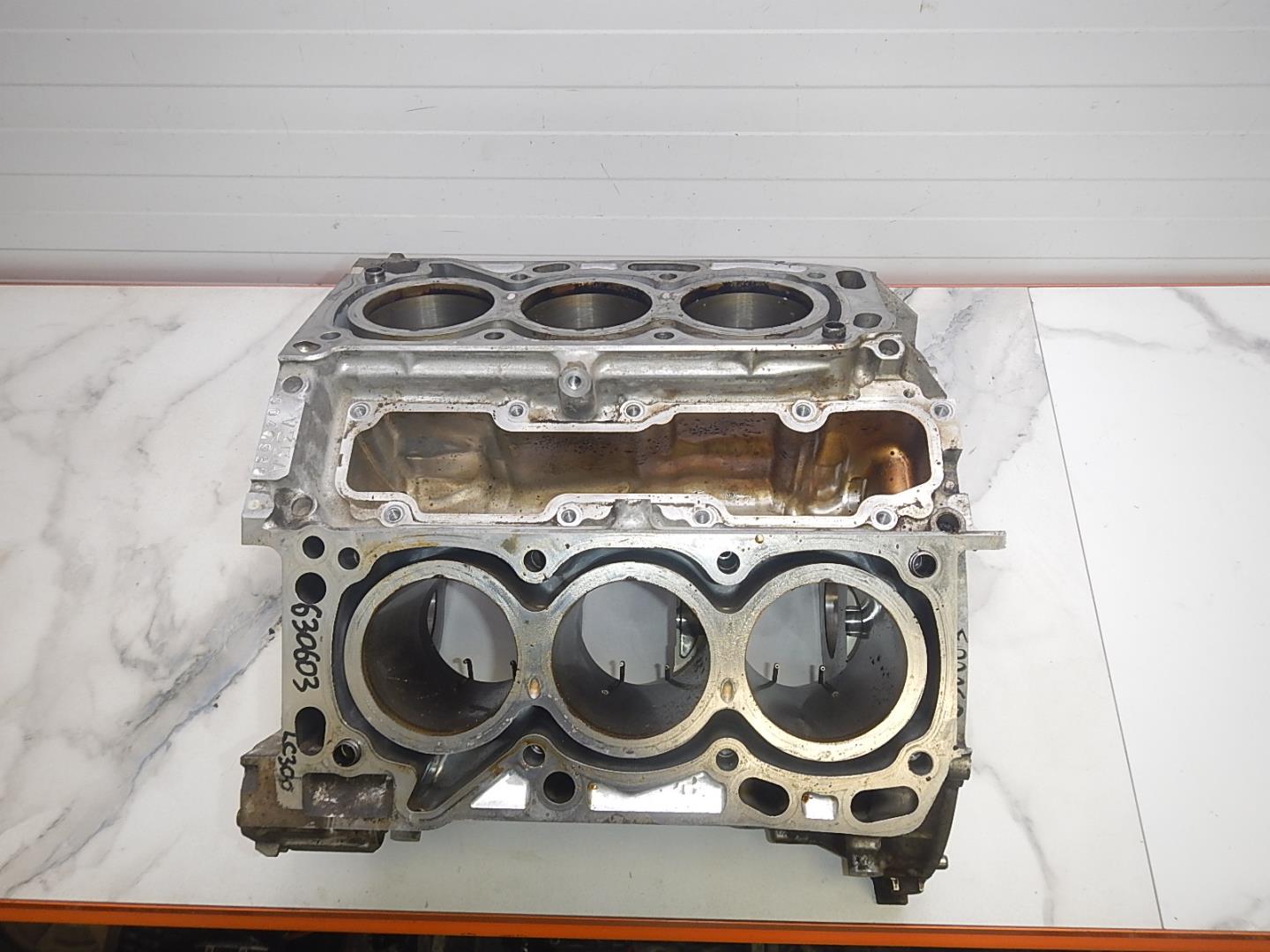 Блок двигателя