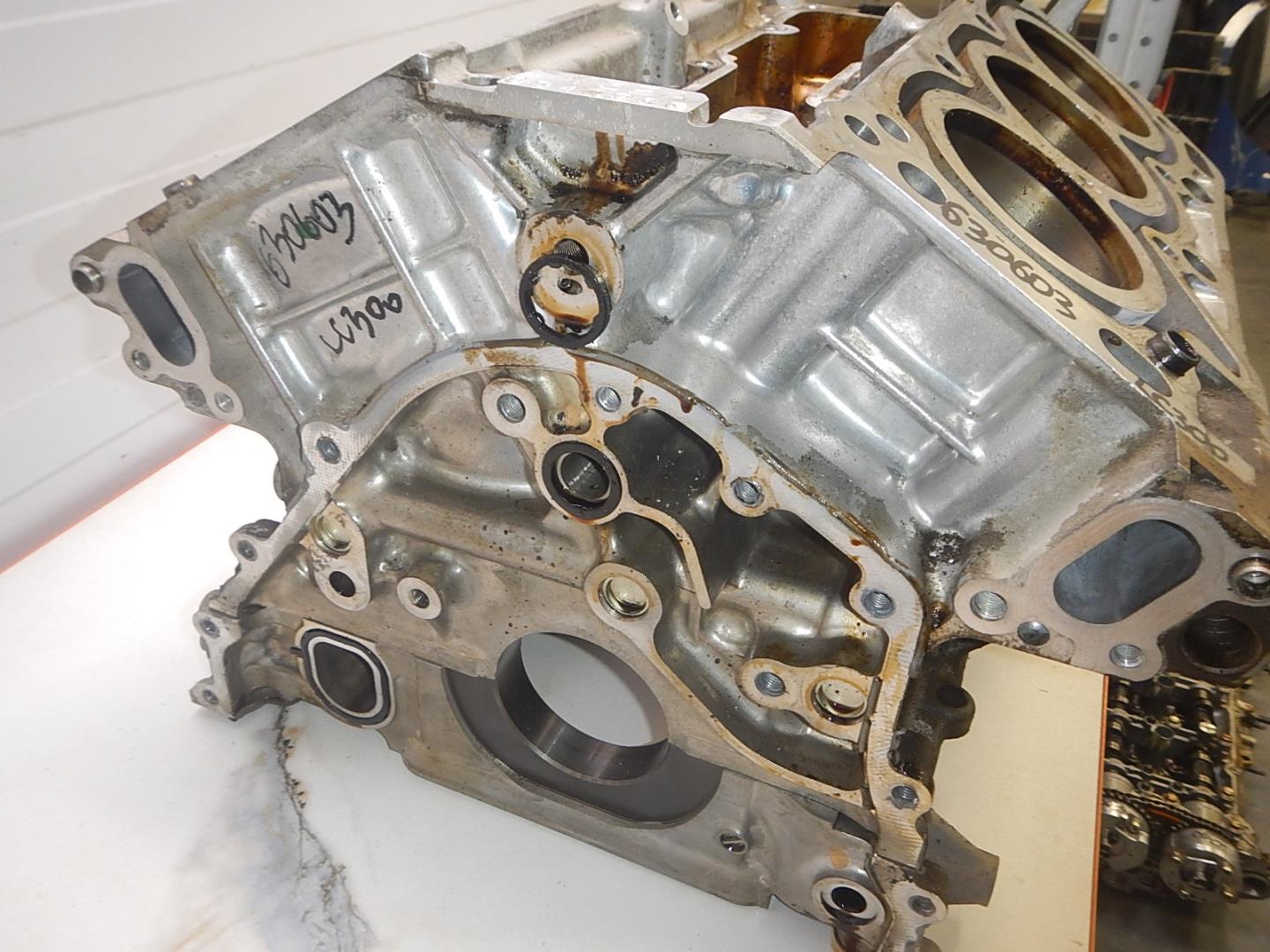 Блок двигателя