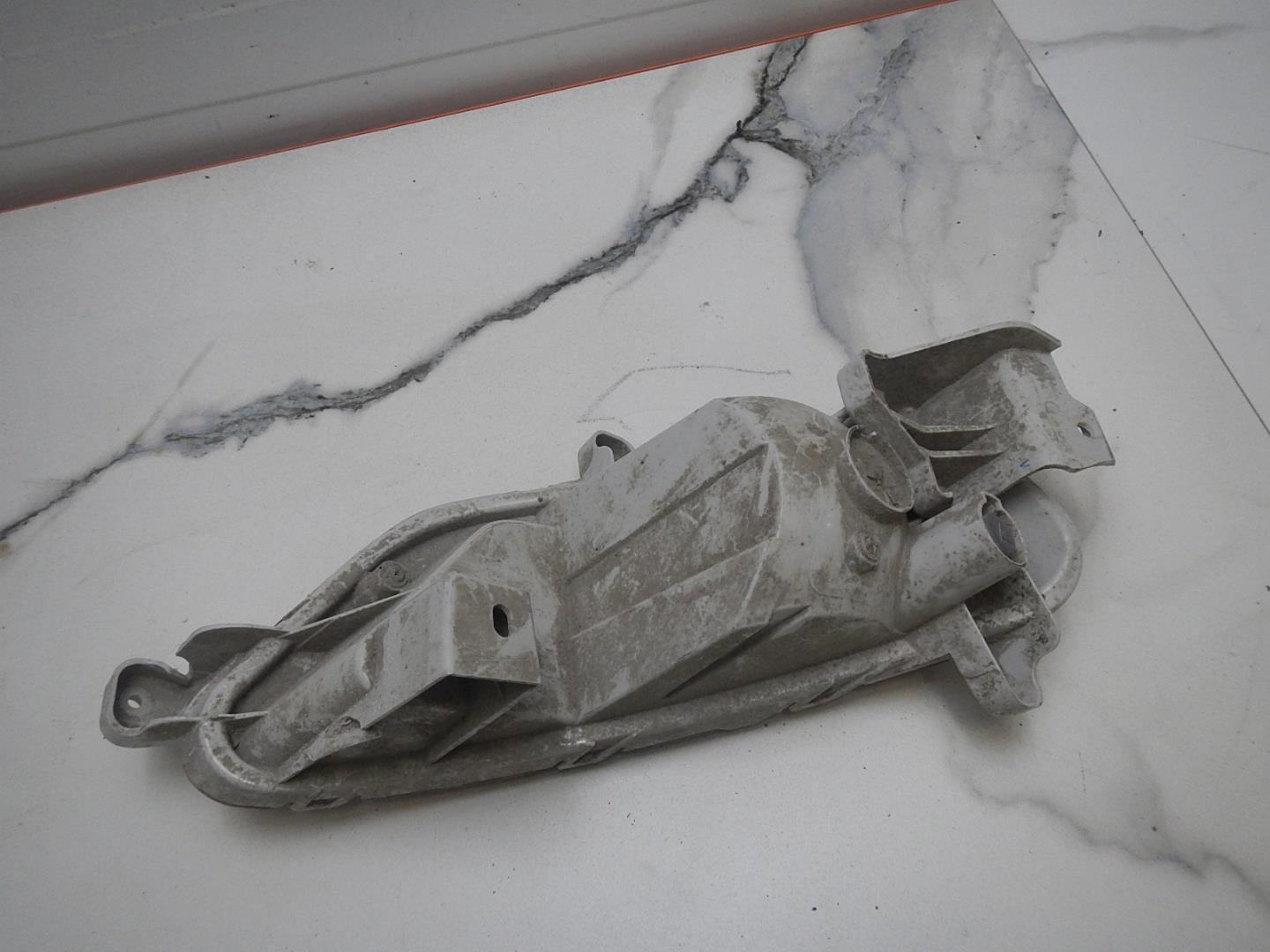 Фонарь задний противотуманный