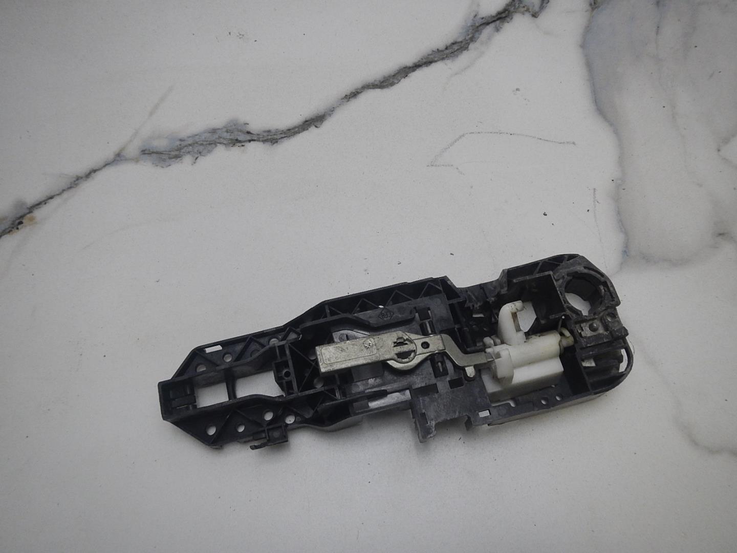 Кронштейн ручки