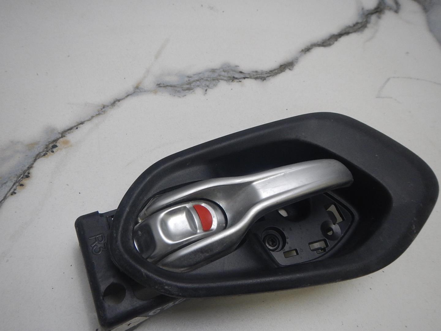 Ручка двери внутренняя правая