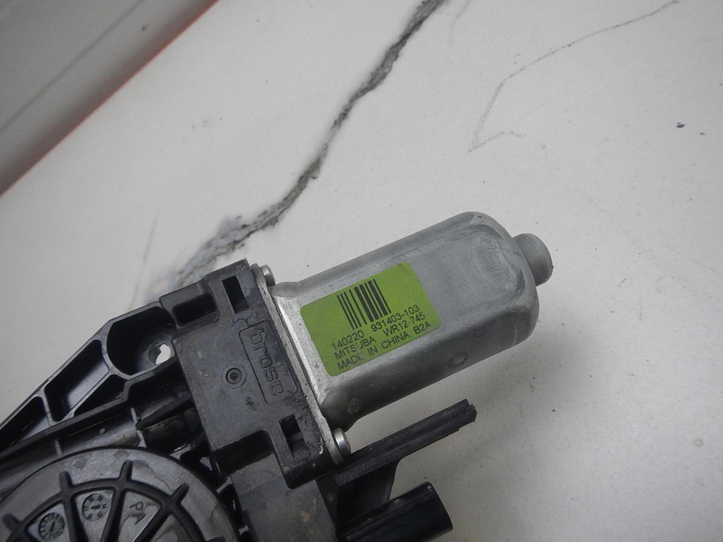 Моторчик стеклоподъемника