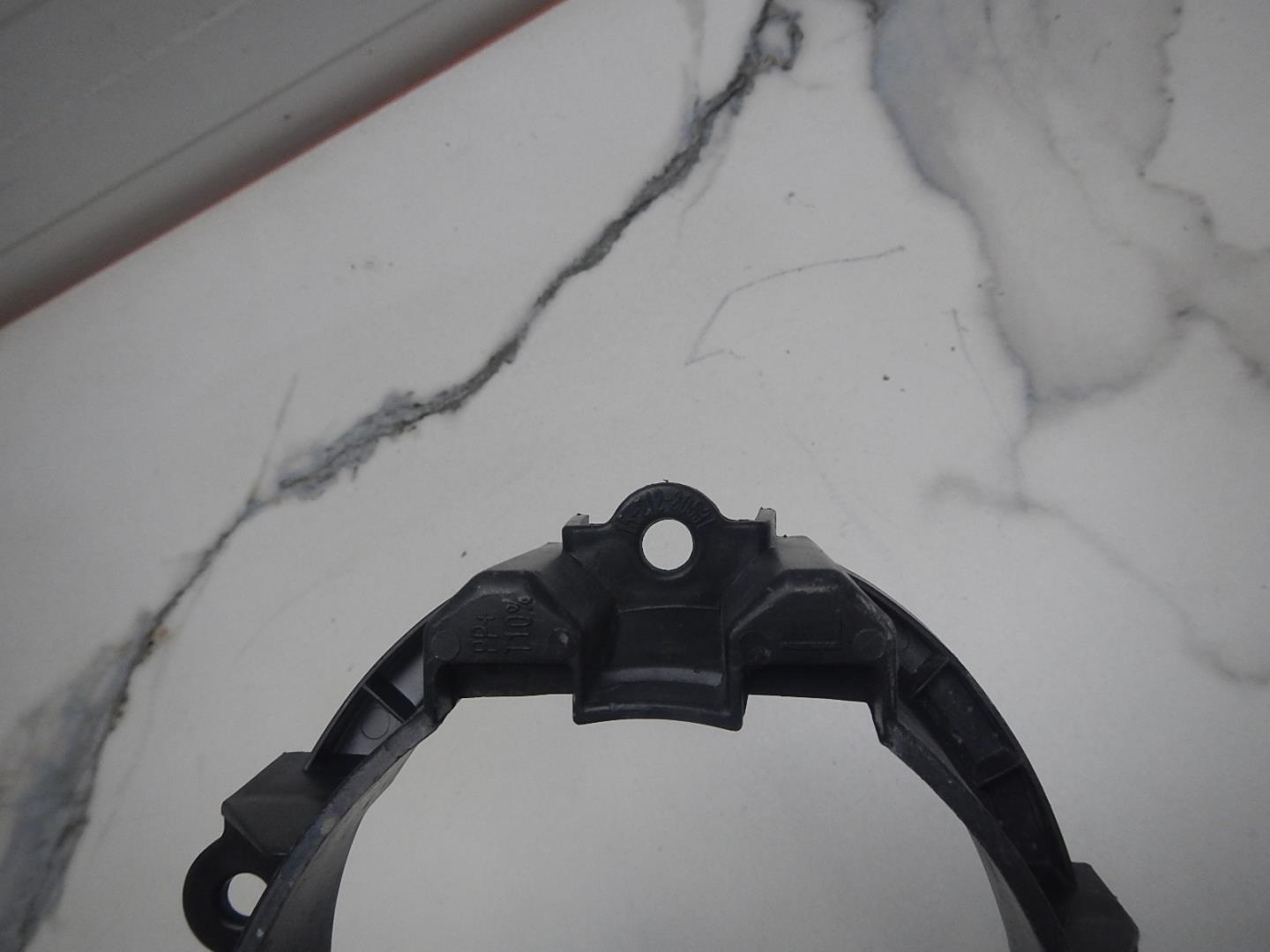 Кронштейн фары противотуманной левой