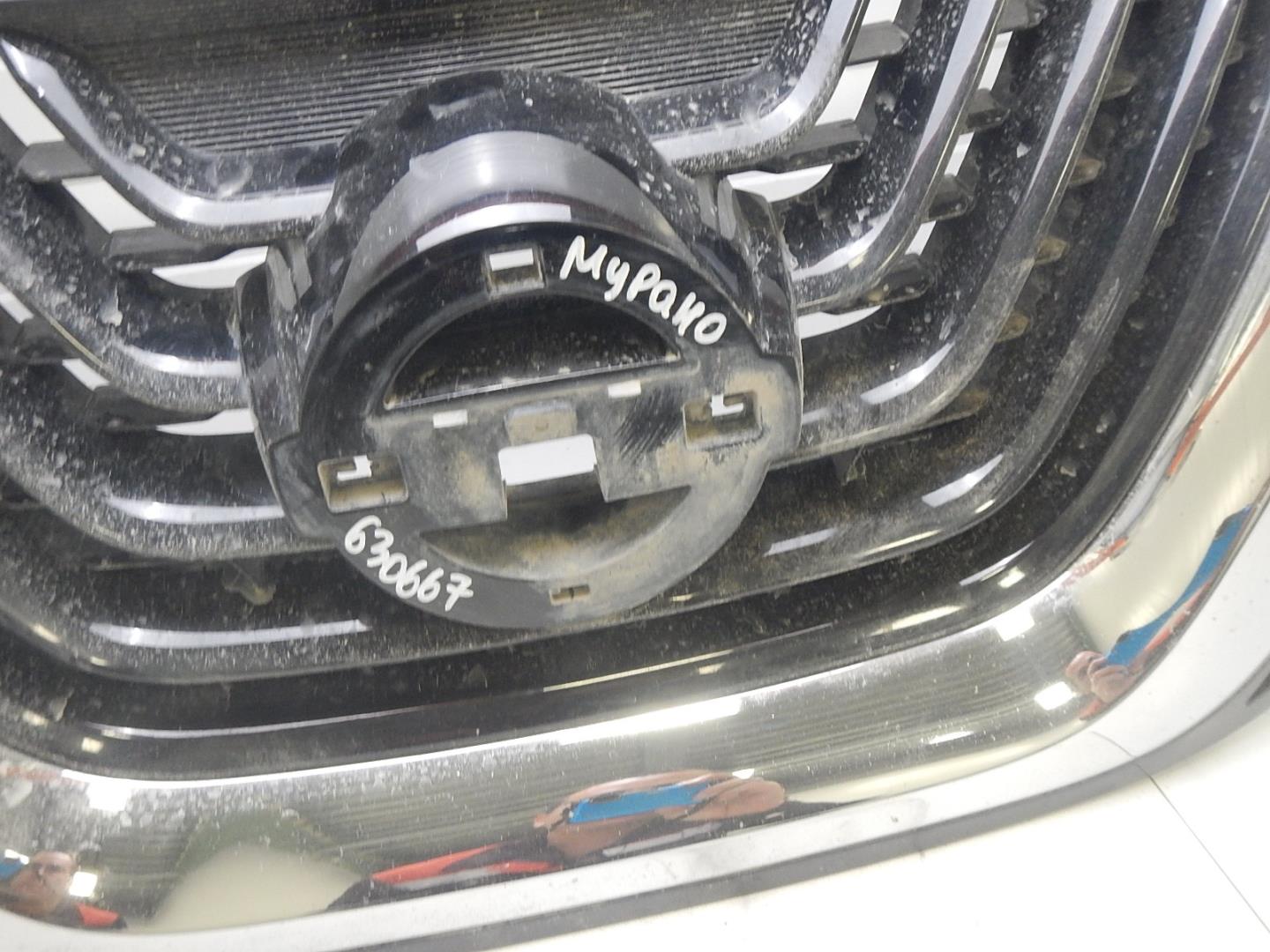 Решетка радиатора