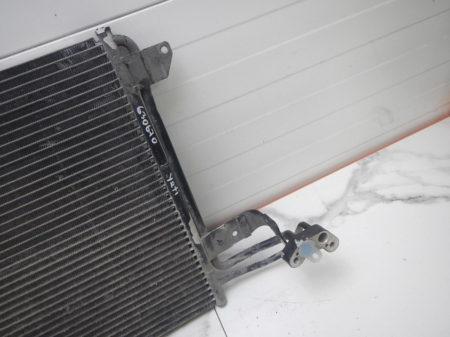 Радиатор кондиционера / конденсер