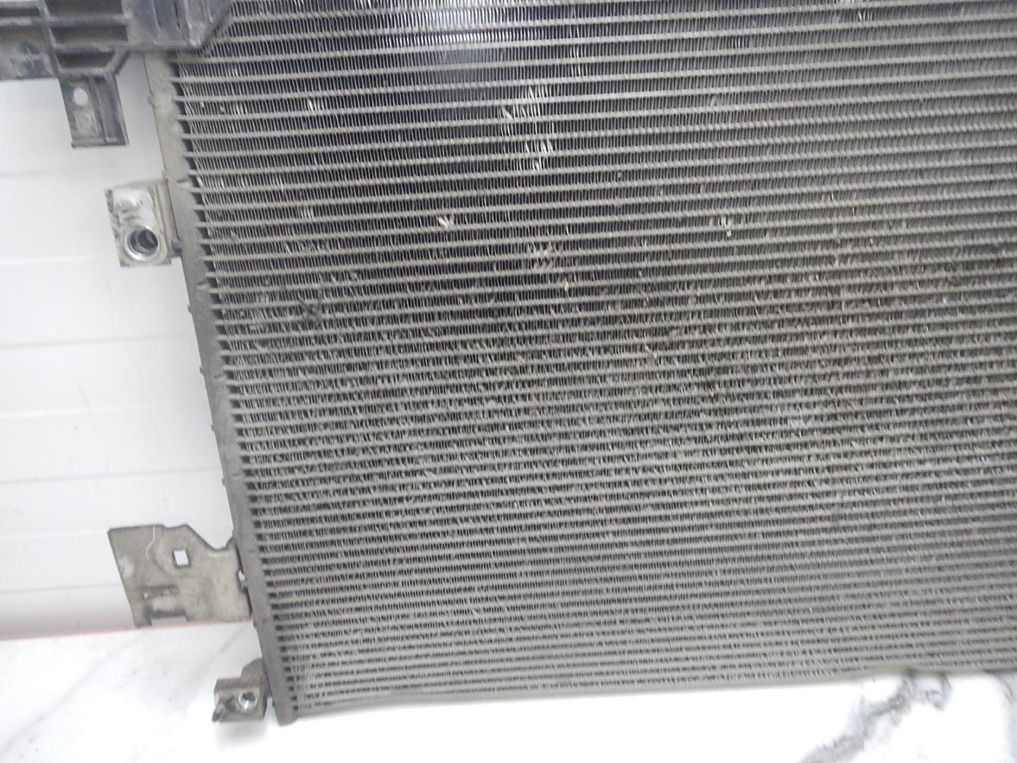 Радиатор кондиционера / конденсер
