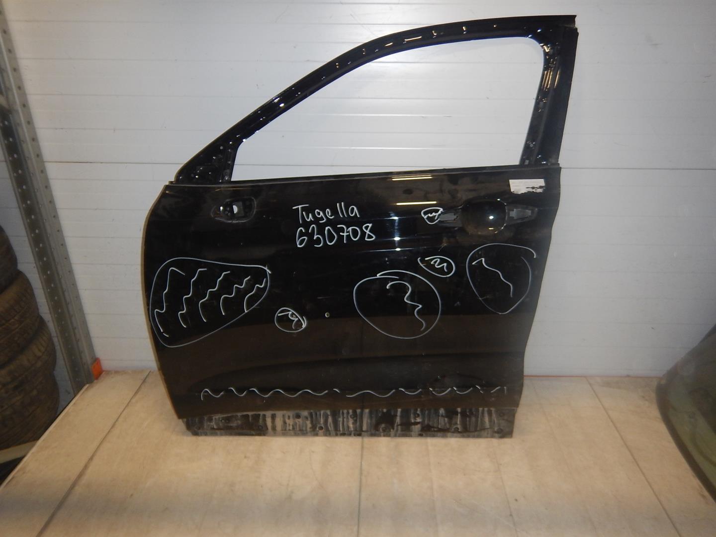 Дверь передняя левая
