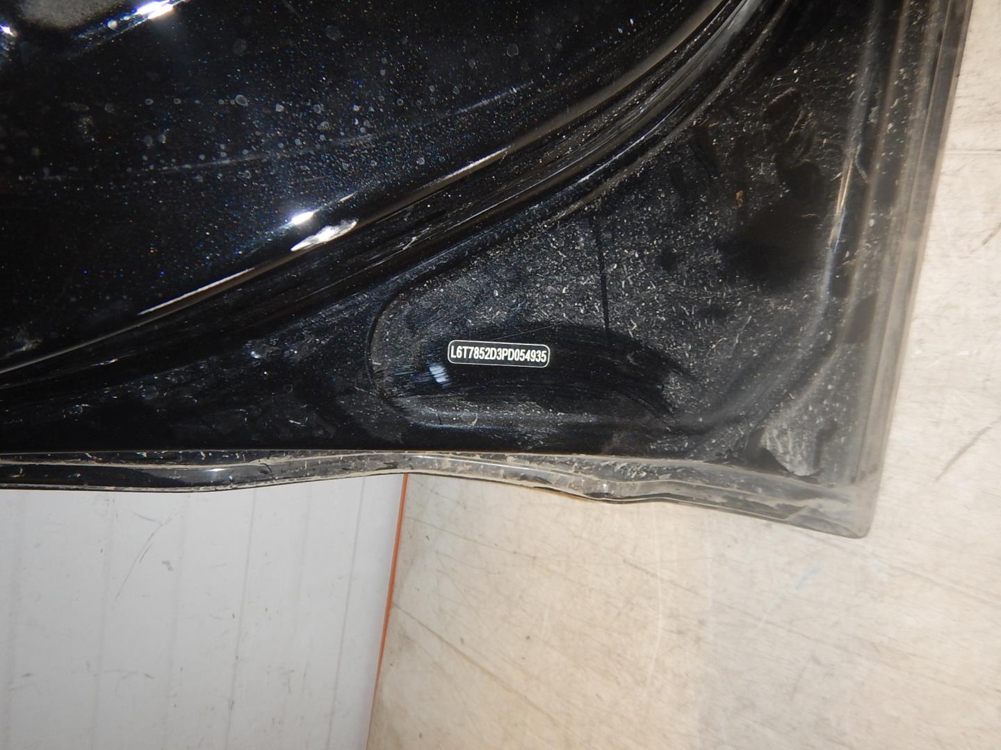 Дверь передняя левая