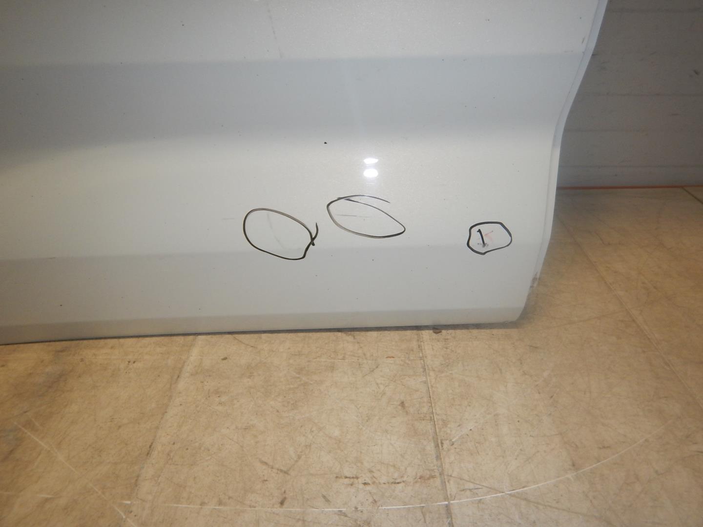 Дверь задняя правая