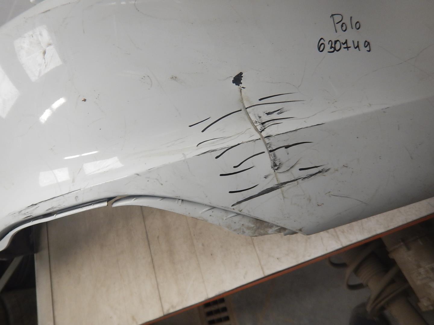 Бампер задний