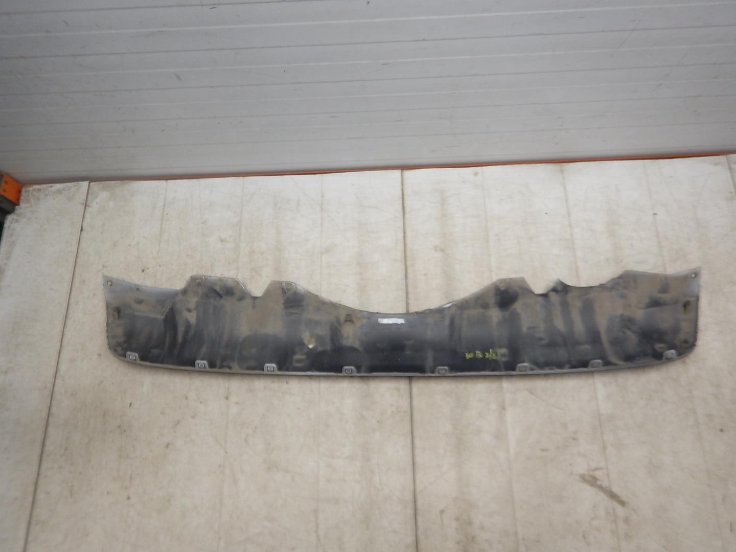 Накладка заднего бампера