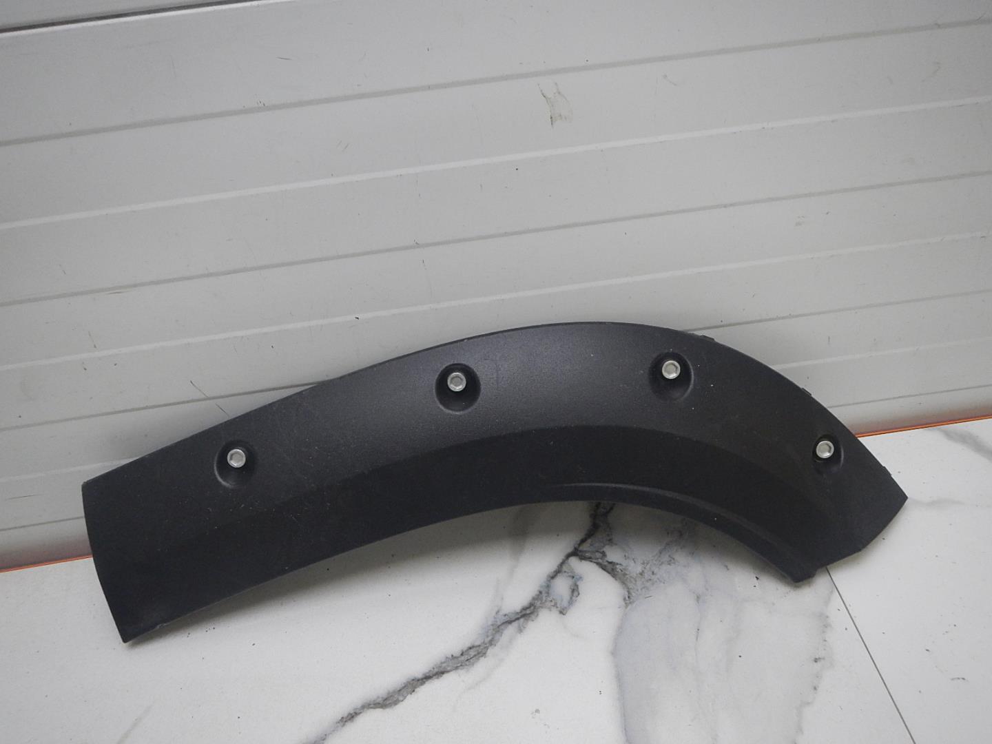 Накладка на крыло