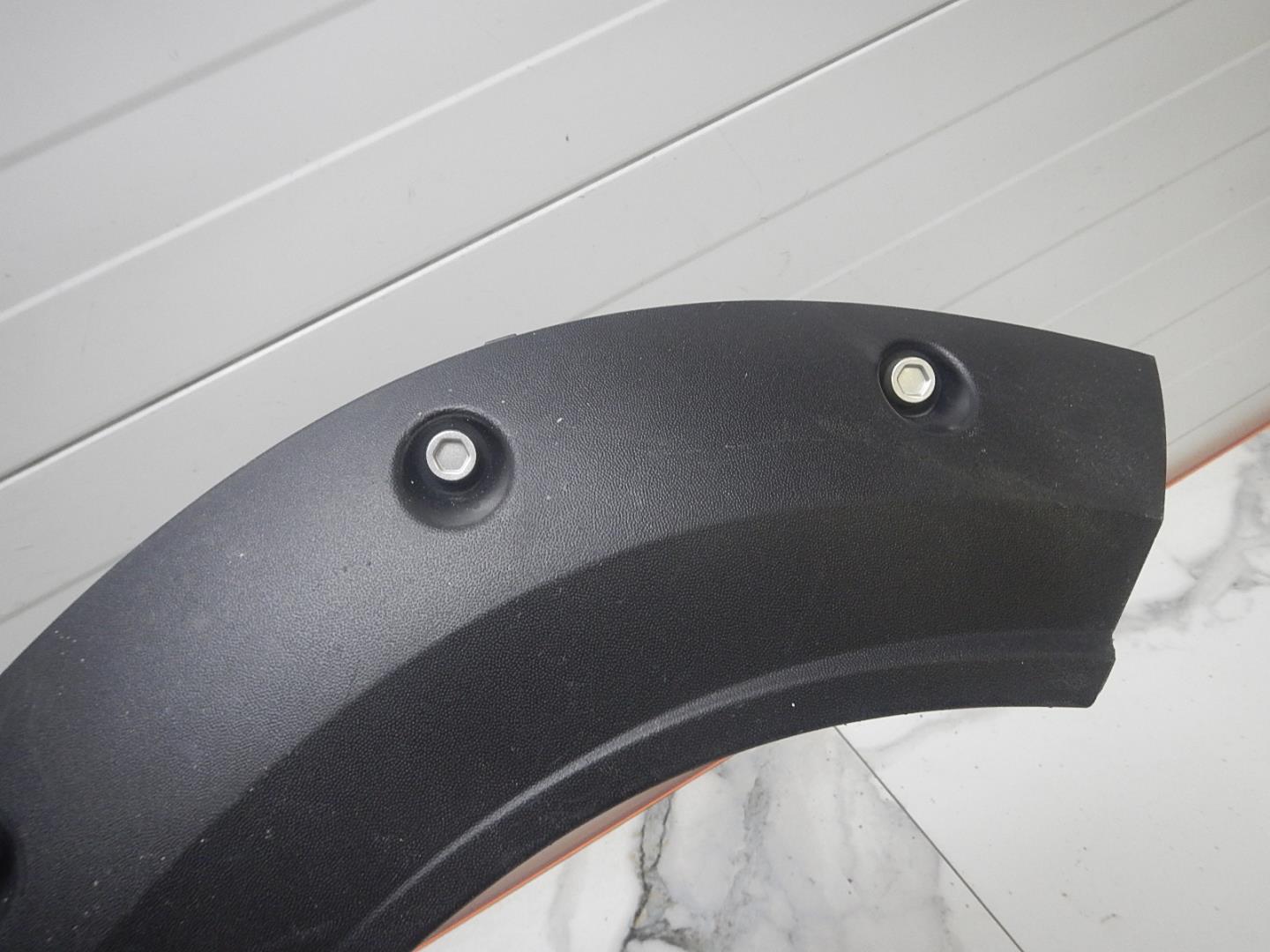 Накладка на крыло