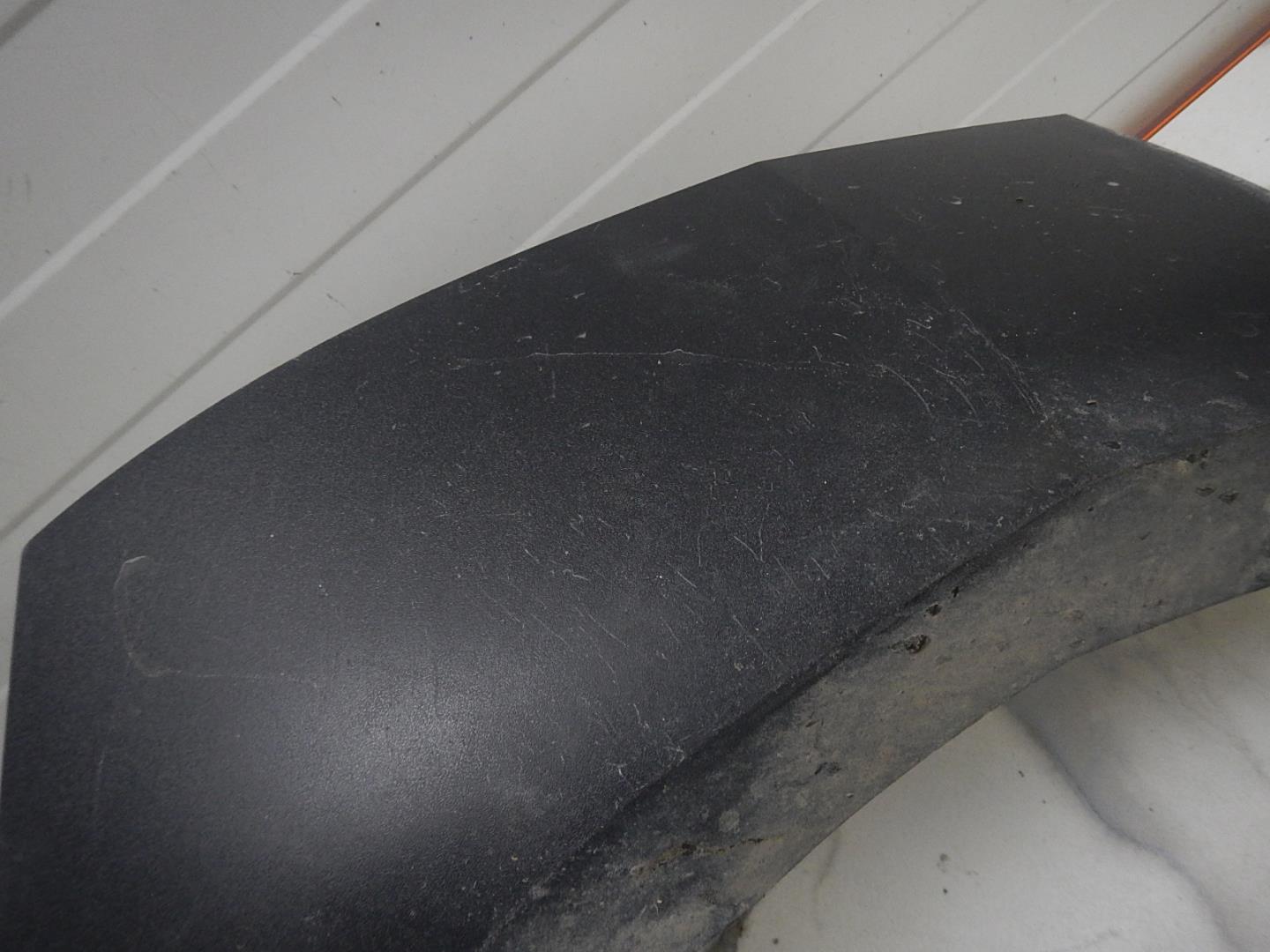 Накладка заднего бампера правая