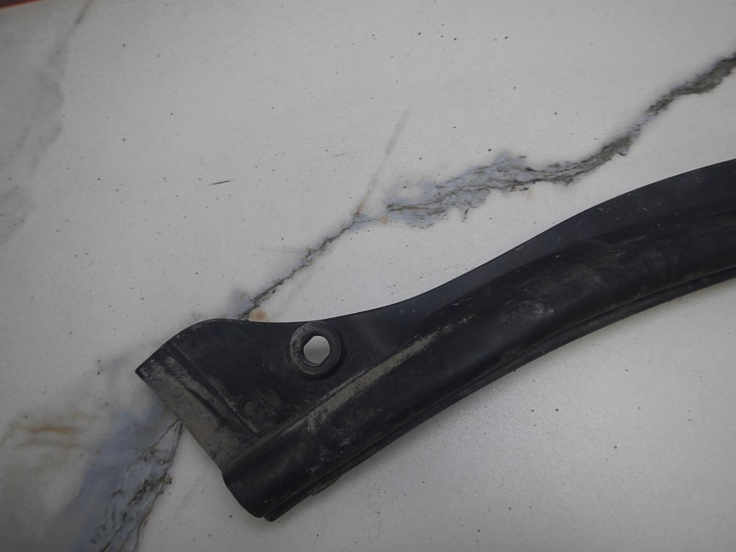 Накладка двери задней правой