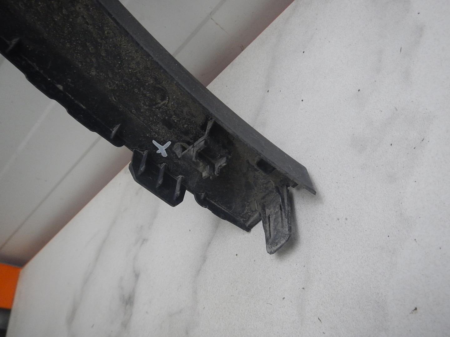 Накладка на крыло