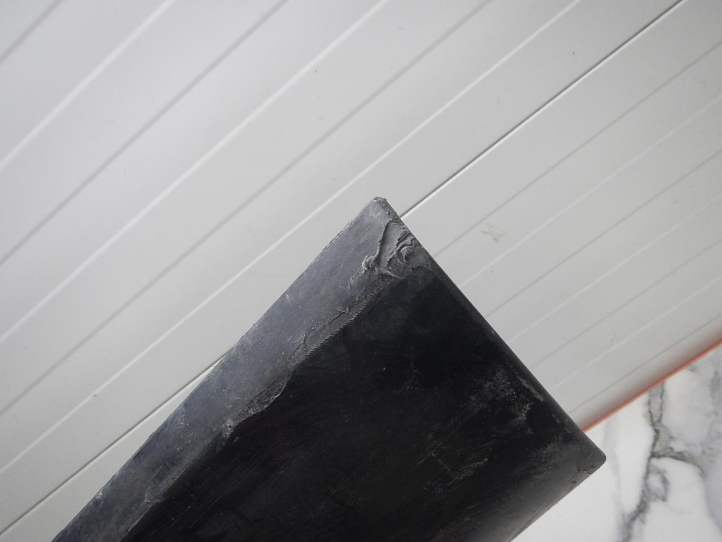 Молдинг задней правой двери