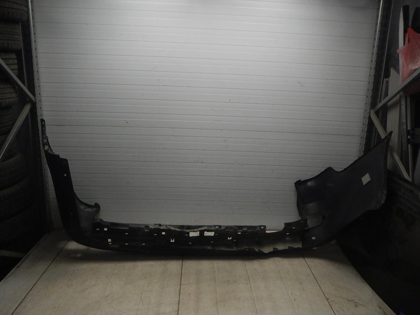 Бампер задний