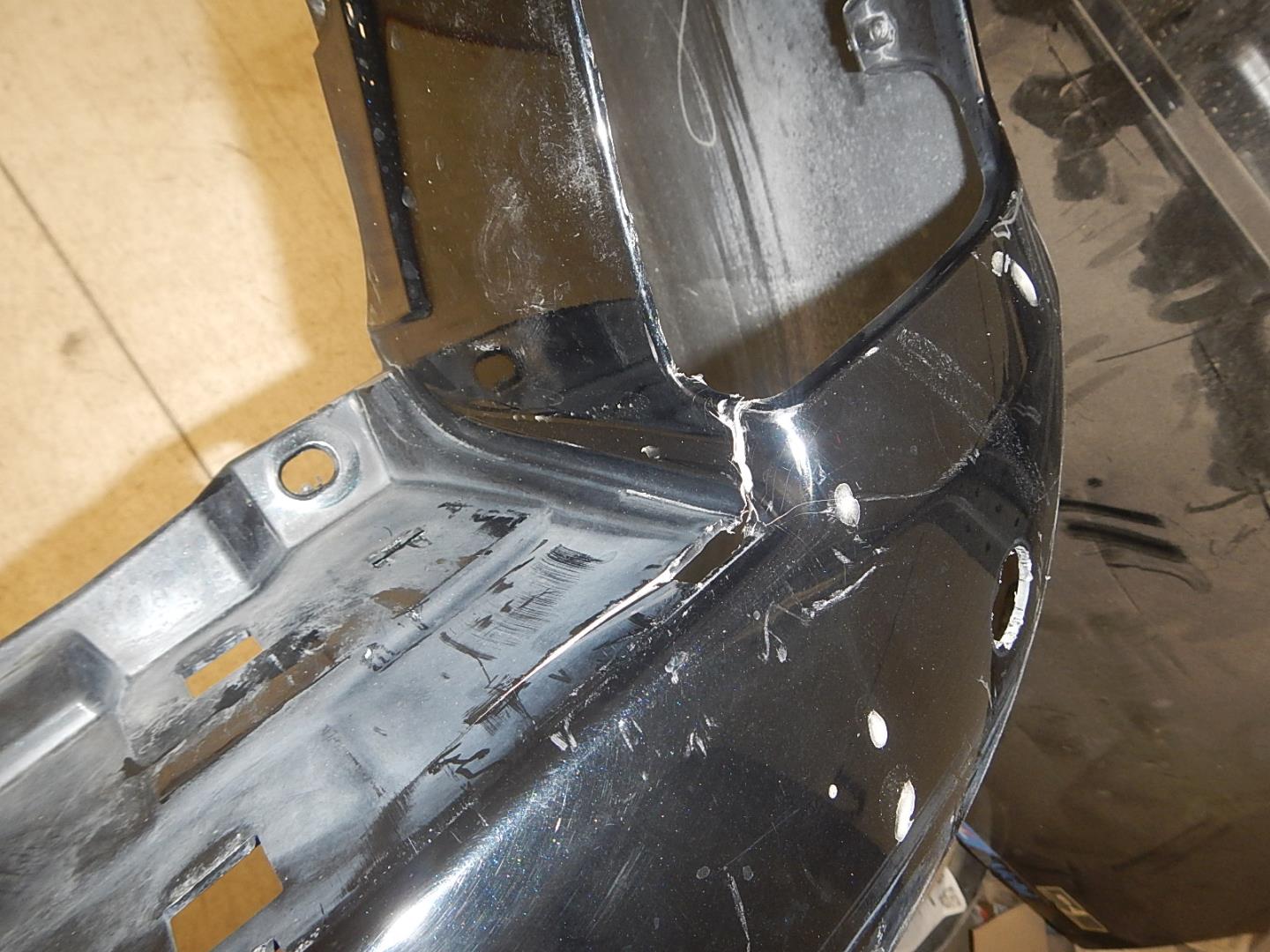 Бампер задний