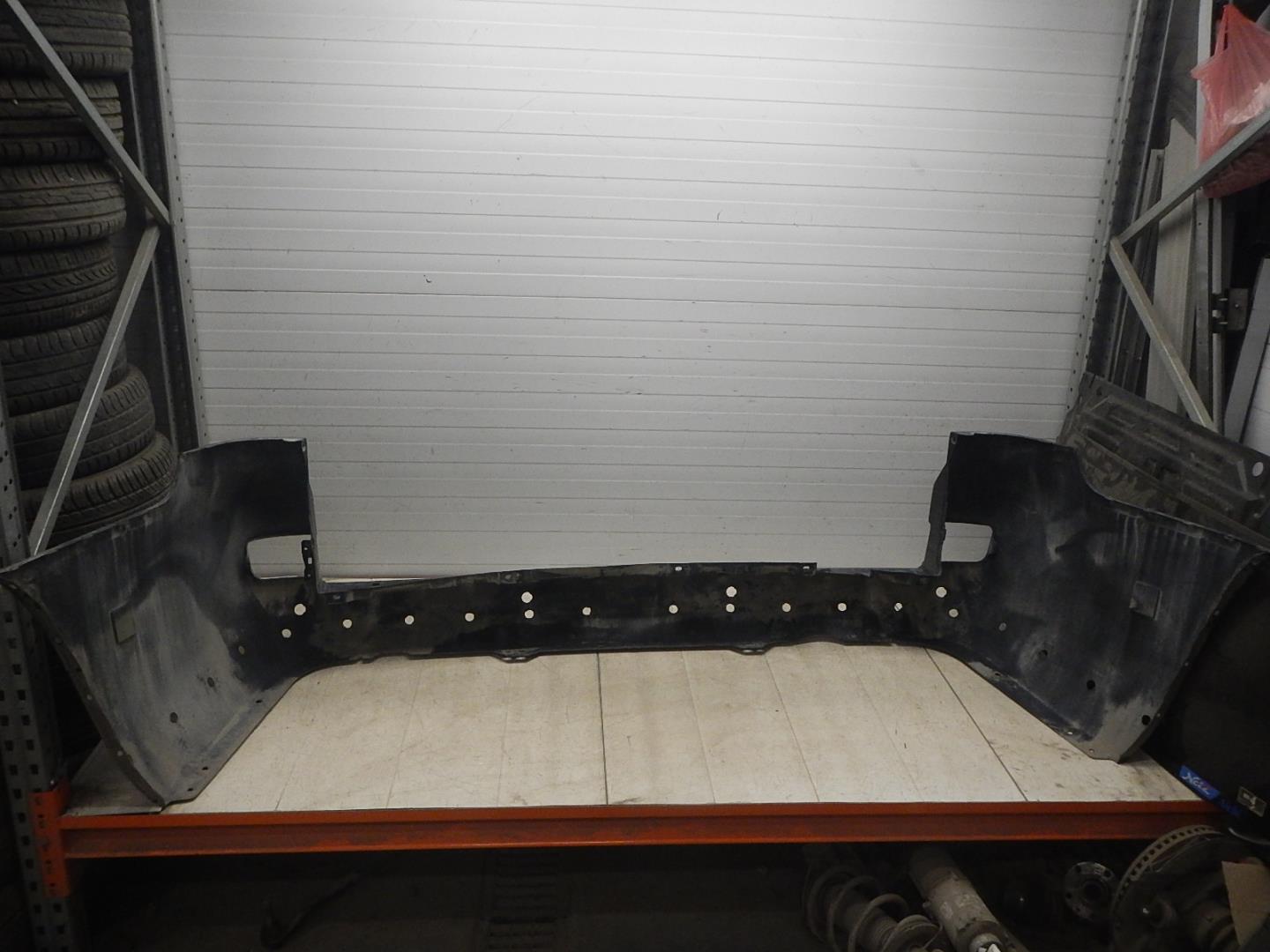 Бампер задний