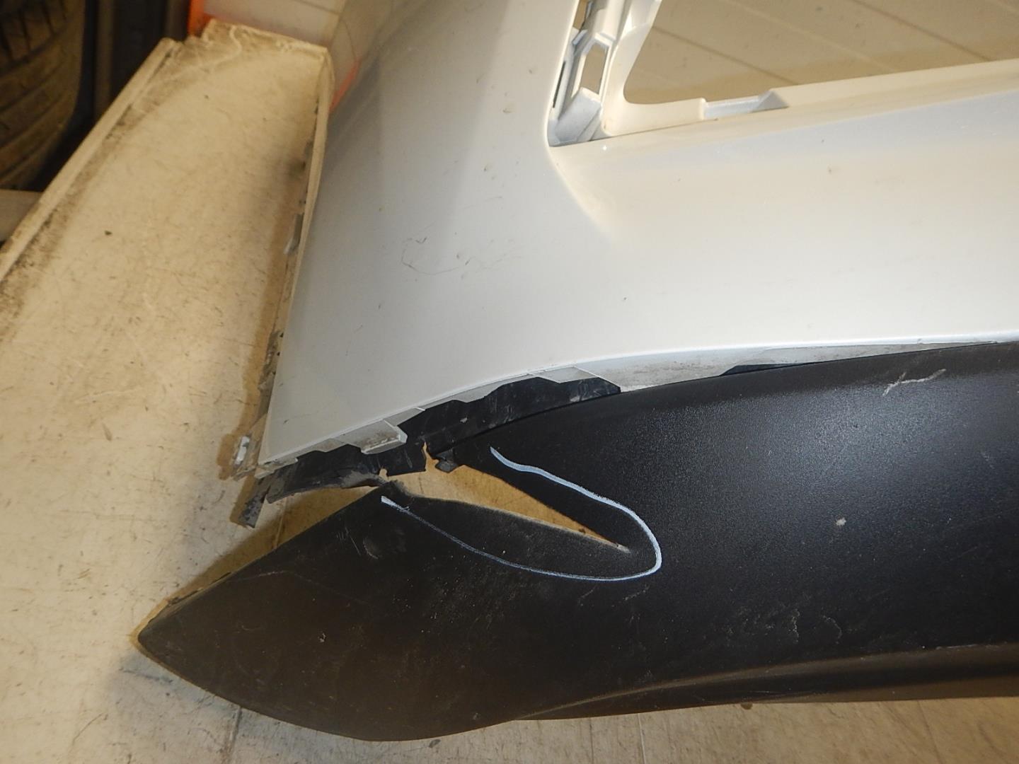 Бампер передний