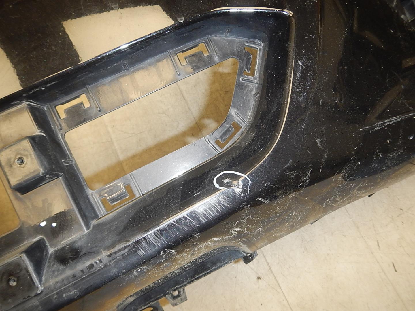 Бампер передний