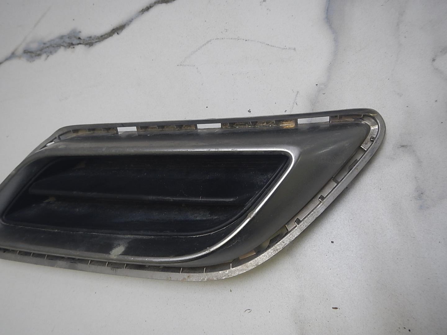 Накладка заднего бампера левая