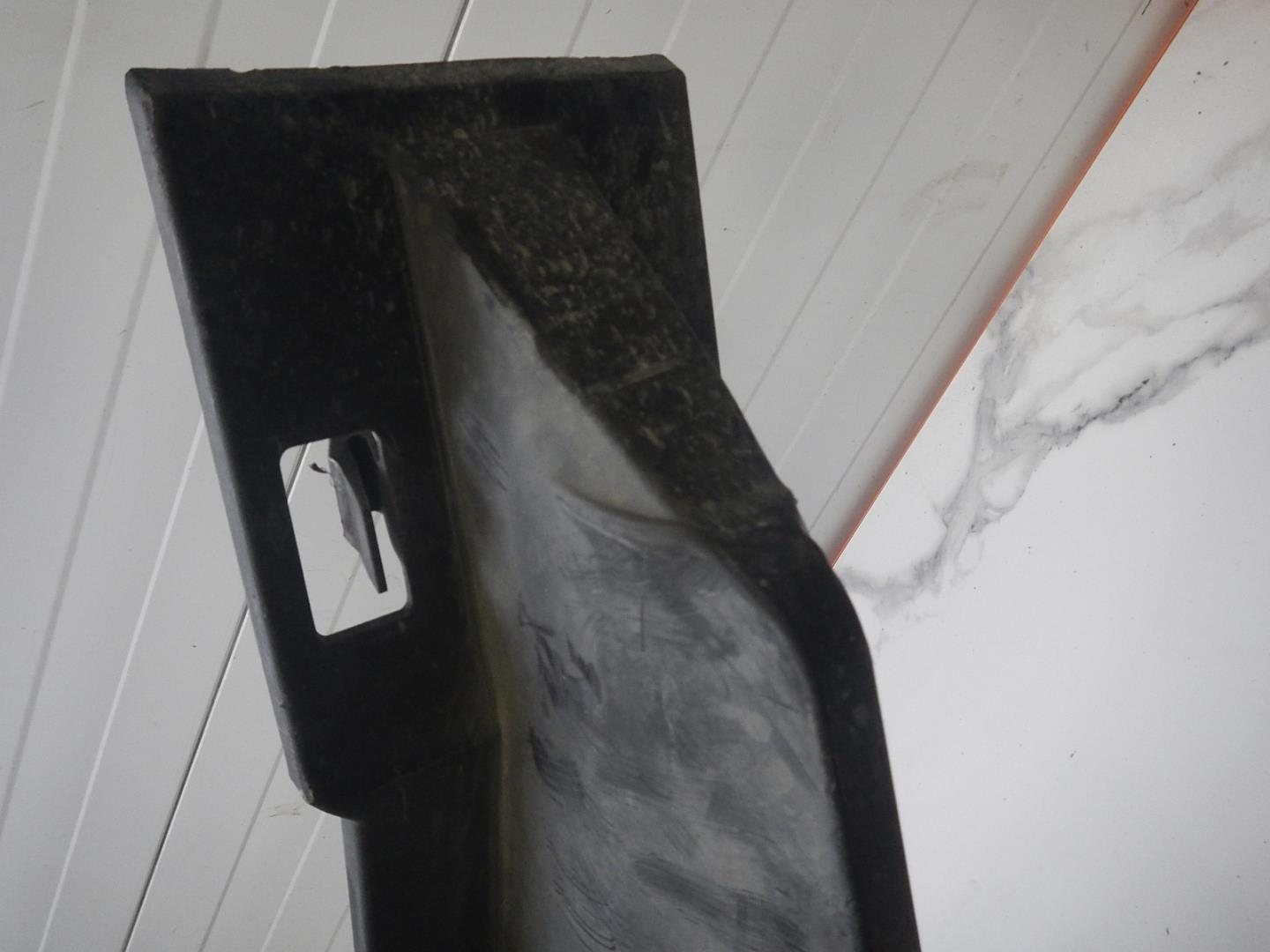 Наполнитель переднего бампера