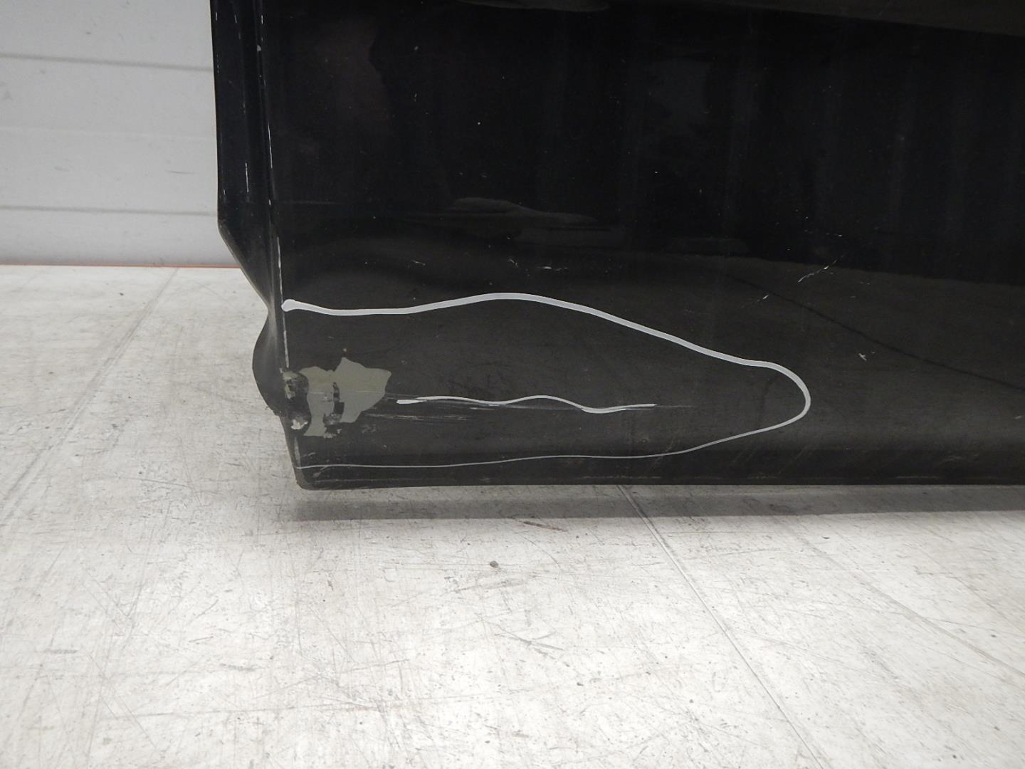 Дверь задняя левая